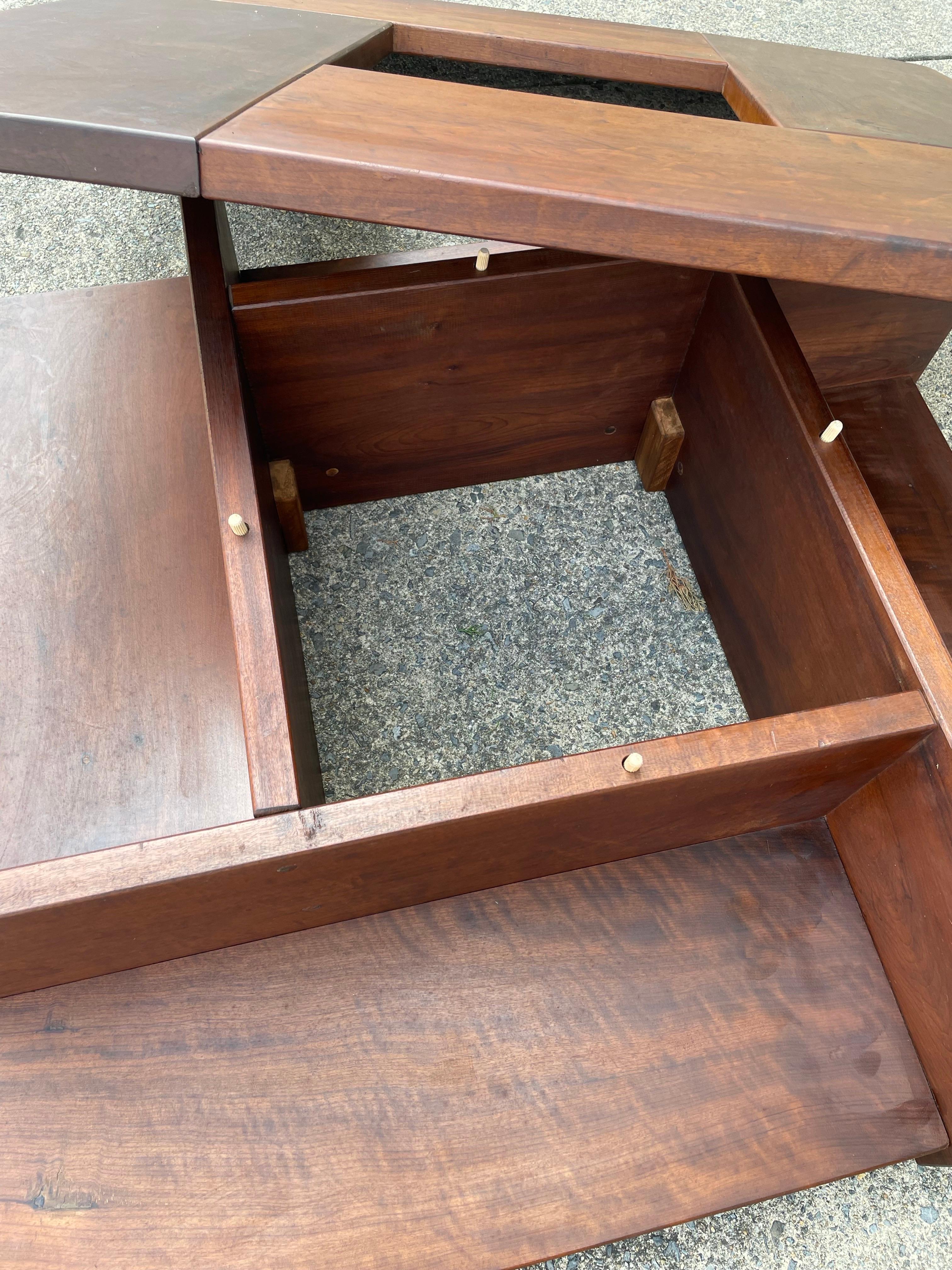 Mid Century Square Coffee Table w/Center Cut-Out For Sale 9
