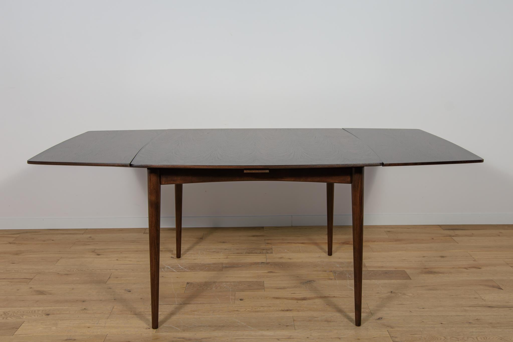 Carré du milieu du siècle  Table de salle à manger extensible en palissandre, Danemark, années 1960 en vente 4