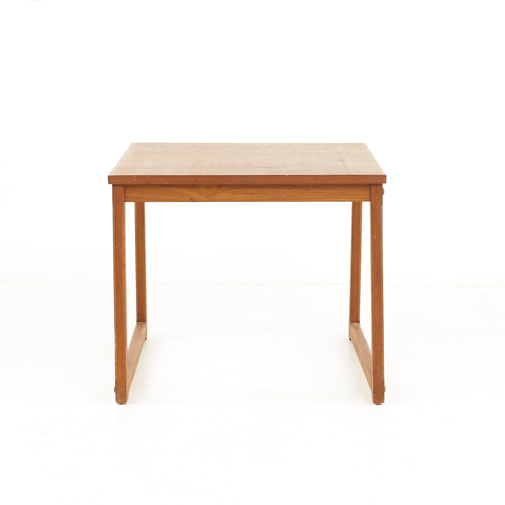 Late 20th Century Mid Century Square Teak Side End Table For Sale