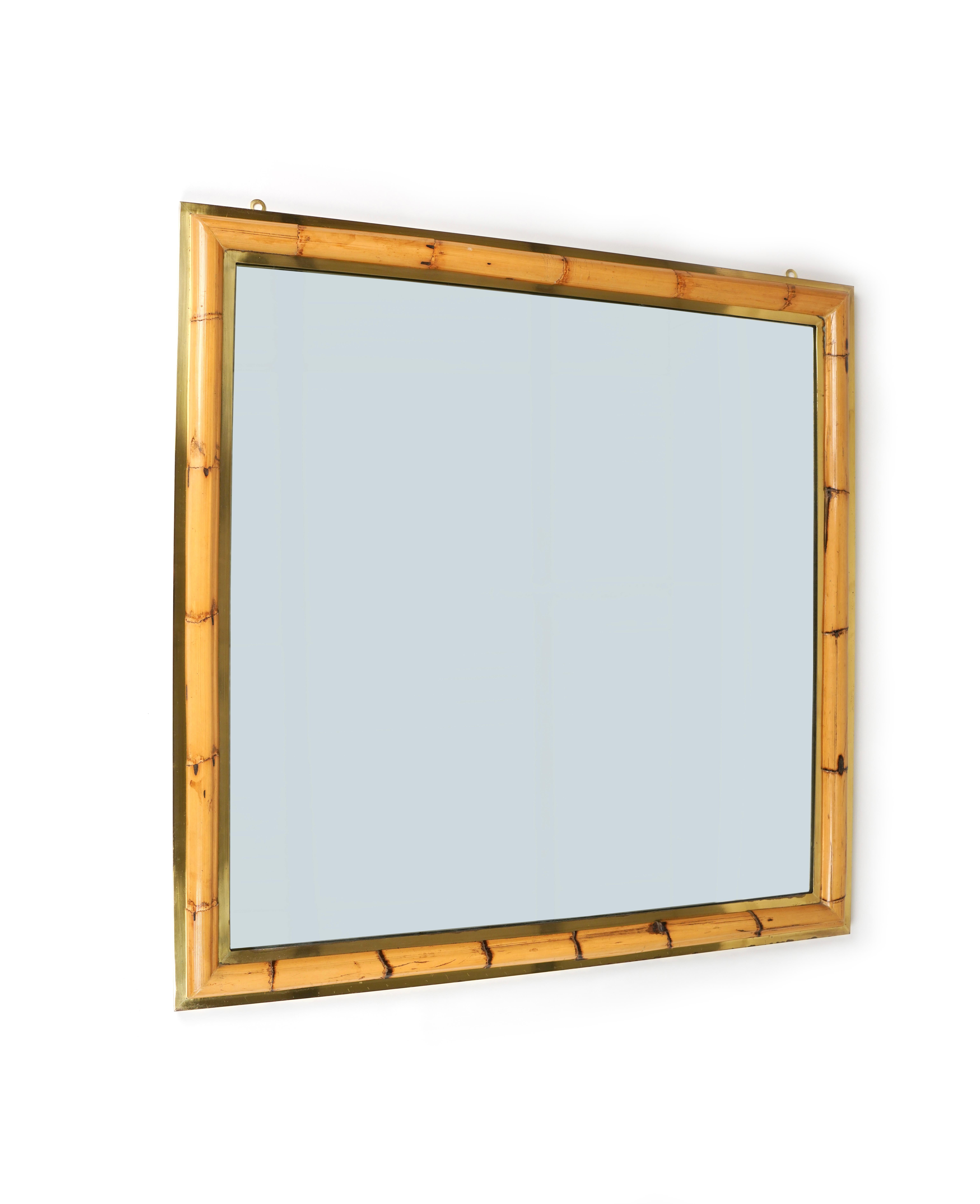 Italian Midcentury Squared Wall Mirror in Brass and Bamboo, Italy, 1970s For Sale