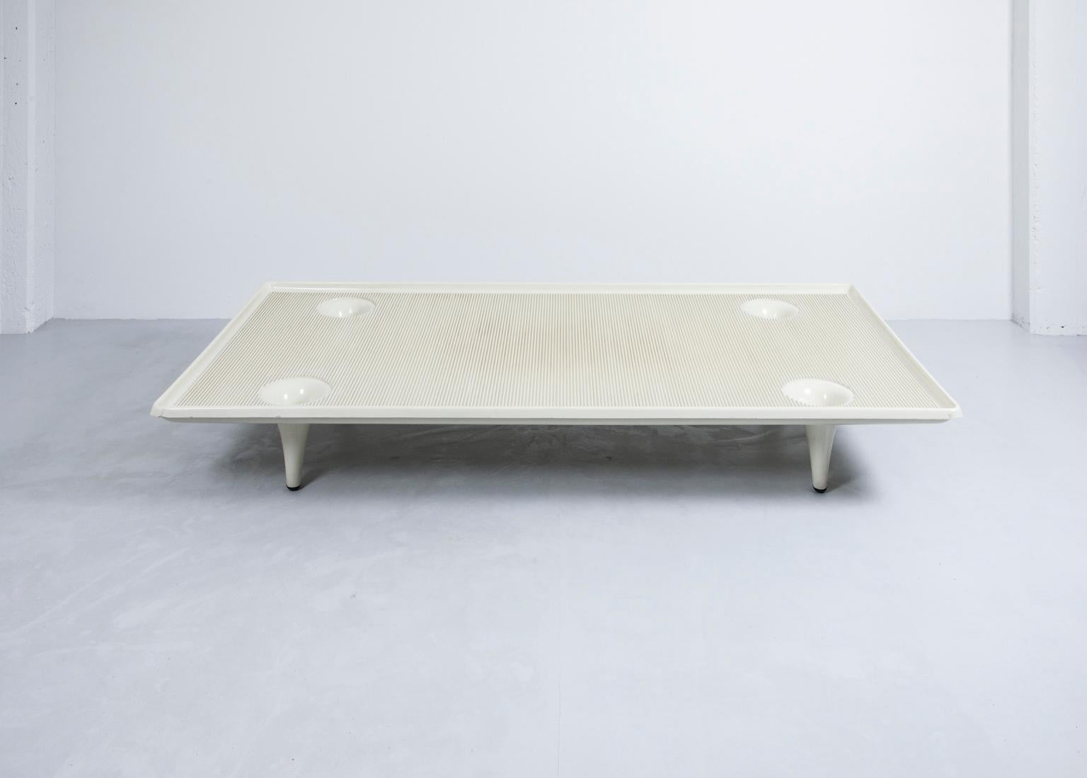 Mid-20th Century White Midcentury Stackable Daybed by Andreas Christen for H.P. Spengler, 1960s  For Sale