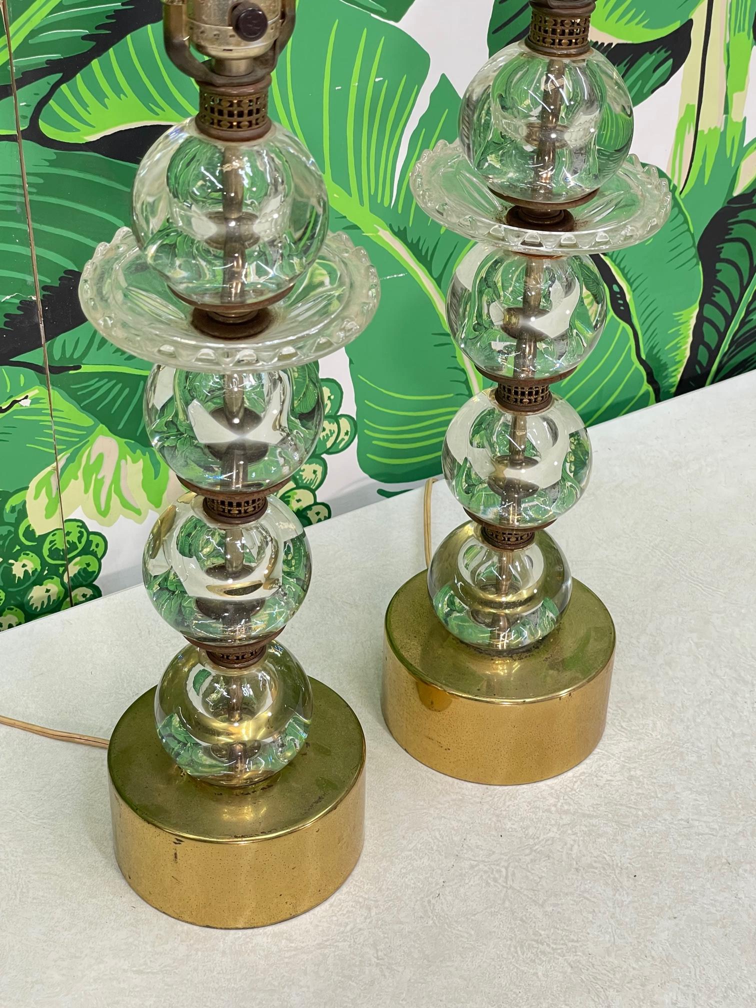 Mid Century Stacked Glass Sphere Brass Table Lamps In Good Condition For Sale In Jacksonville, FL