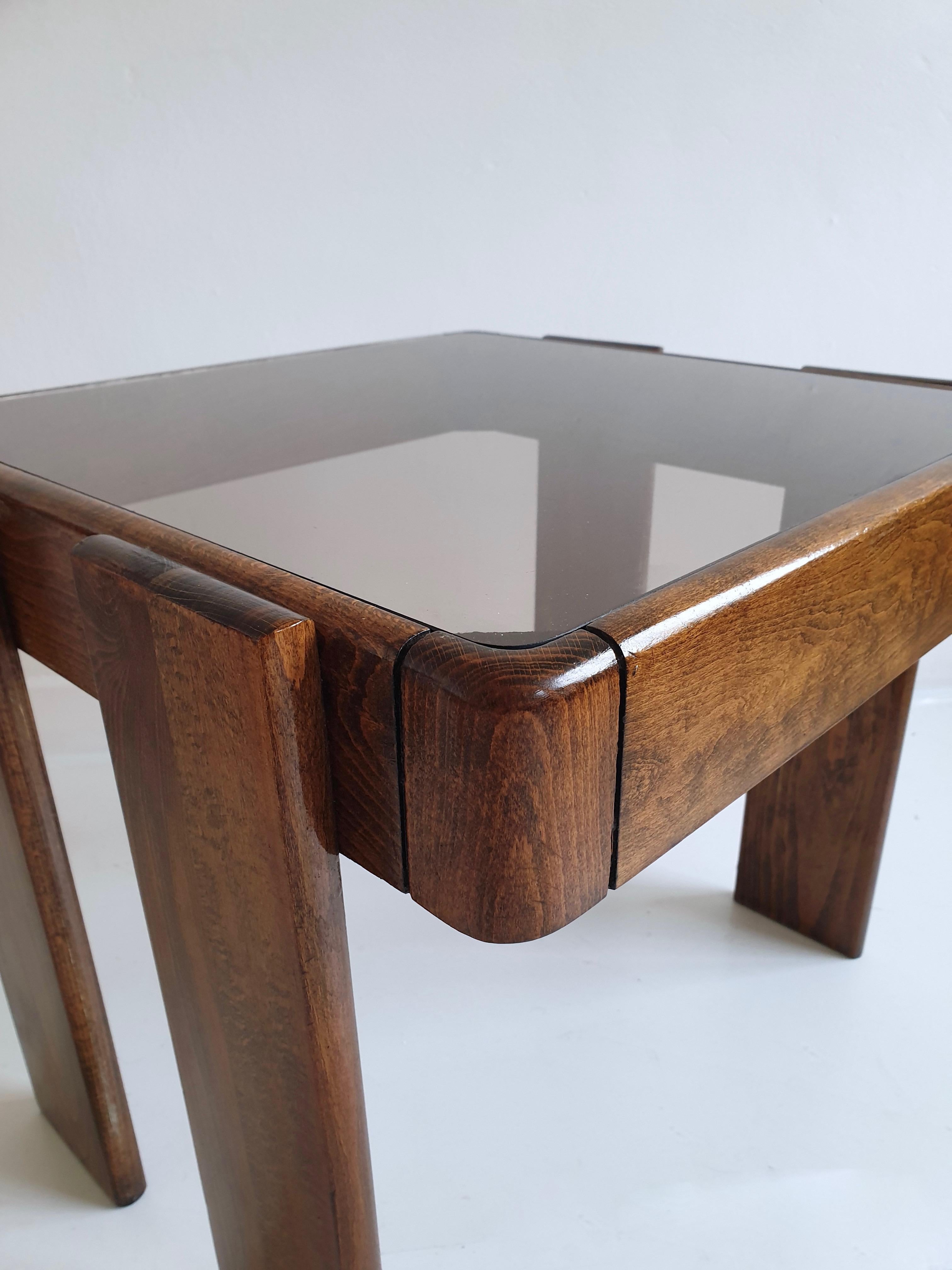 Midcentury Stacking Nest of Tables by Frattini for Cassina, Italy, circa 1960 For Sale 3