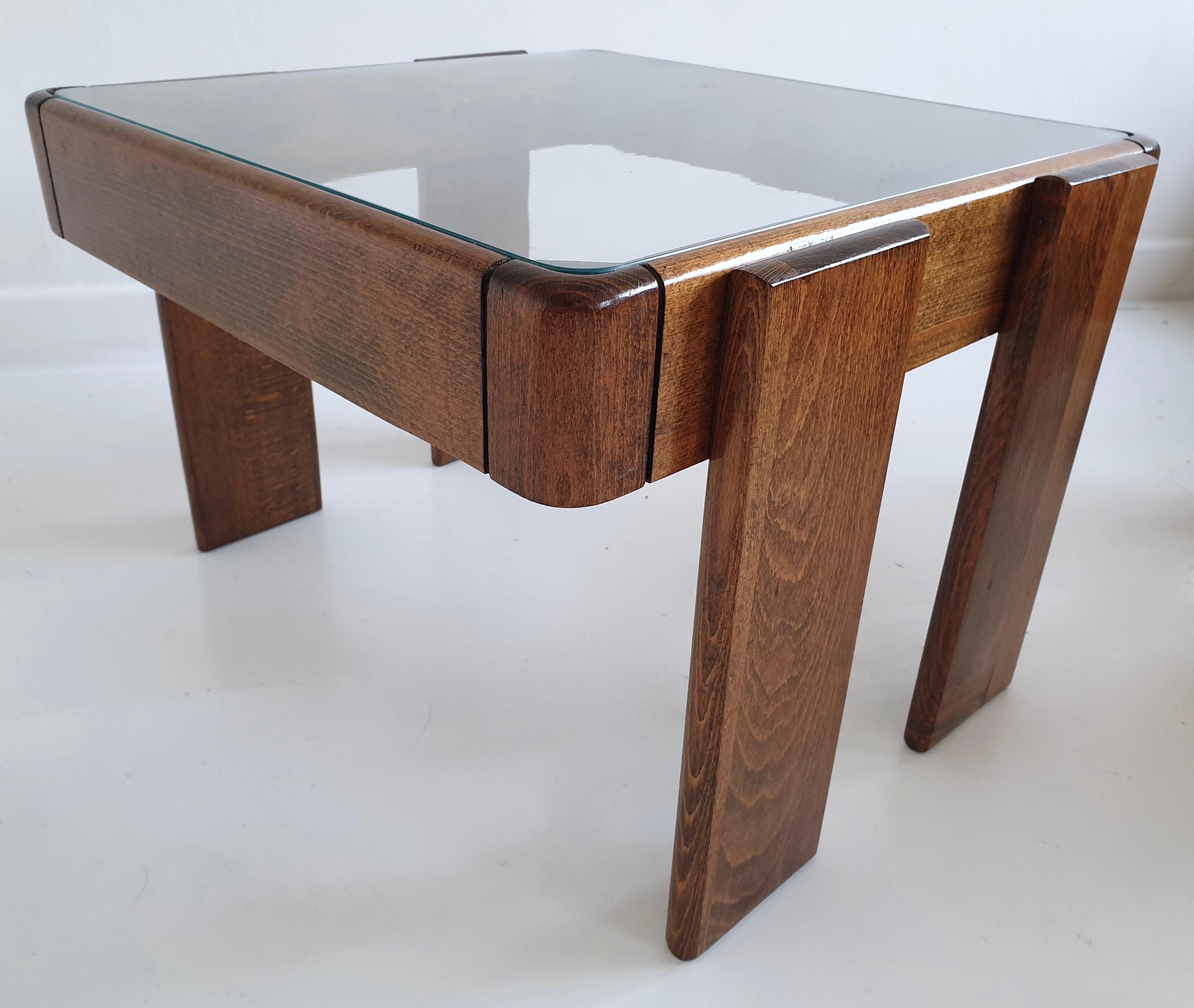 Midcentury Stacking Nest of Tables by Frattini for Cassina, Italy, circa 1960 For Sale 4