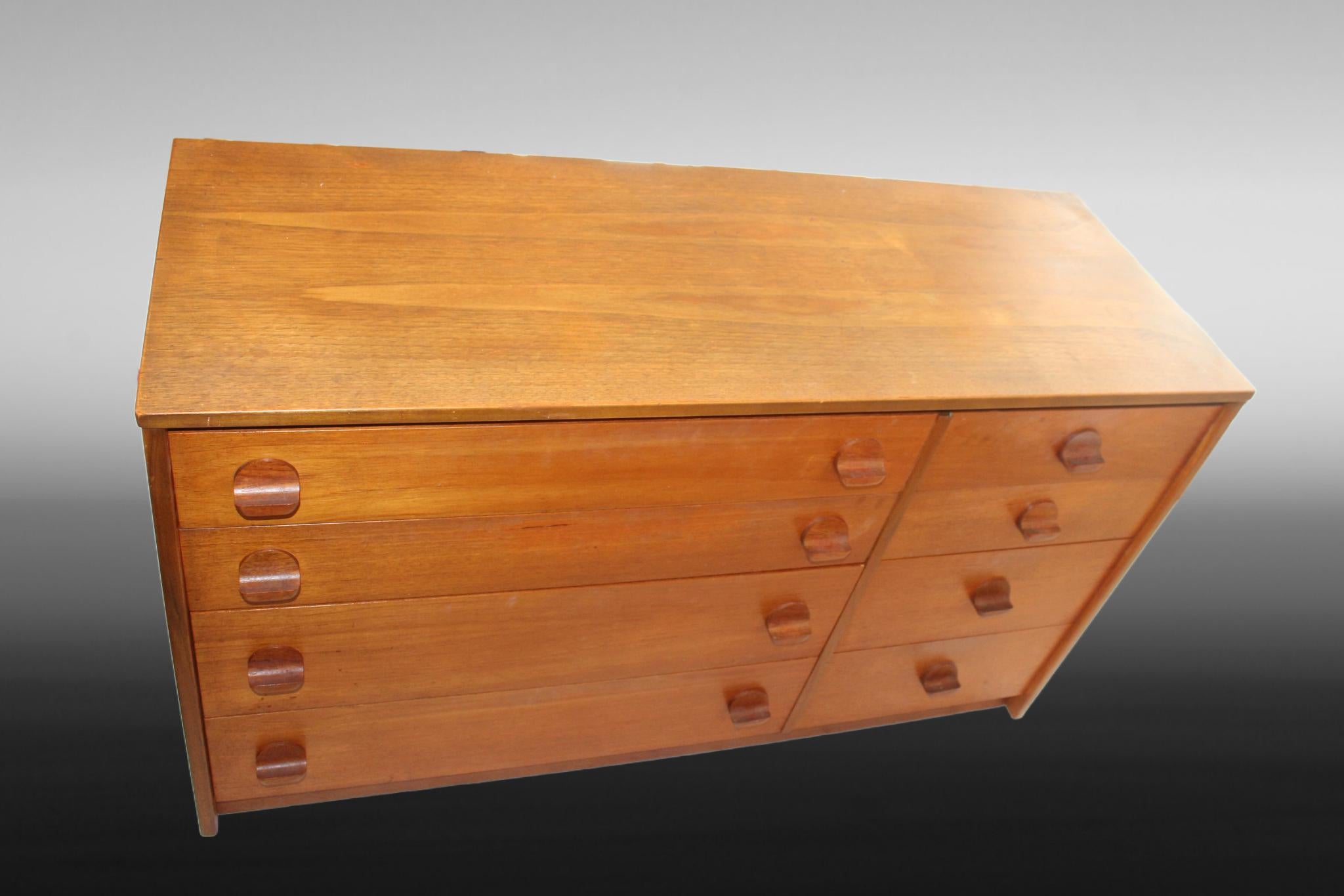 Mid Century Stag Cantata Teak Double Chest of Drawers For Sale 3