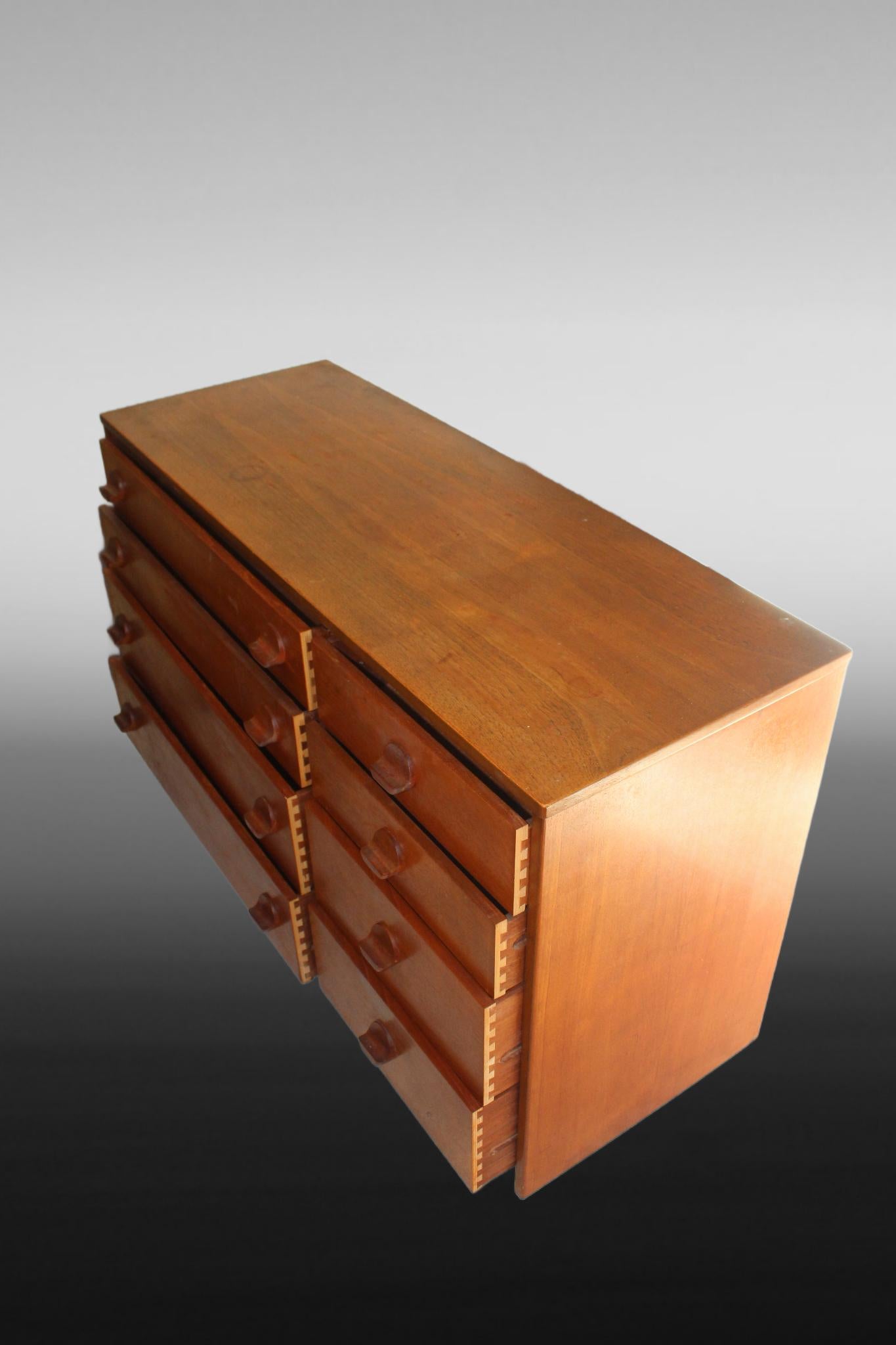 Mid Century Stag Cantata Teak Double Chest of Drawers For Sale 4