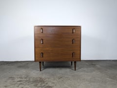 Mid Century Stanley Young Walnut 3-Drawer Chest for Glenn of California, c1950s
