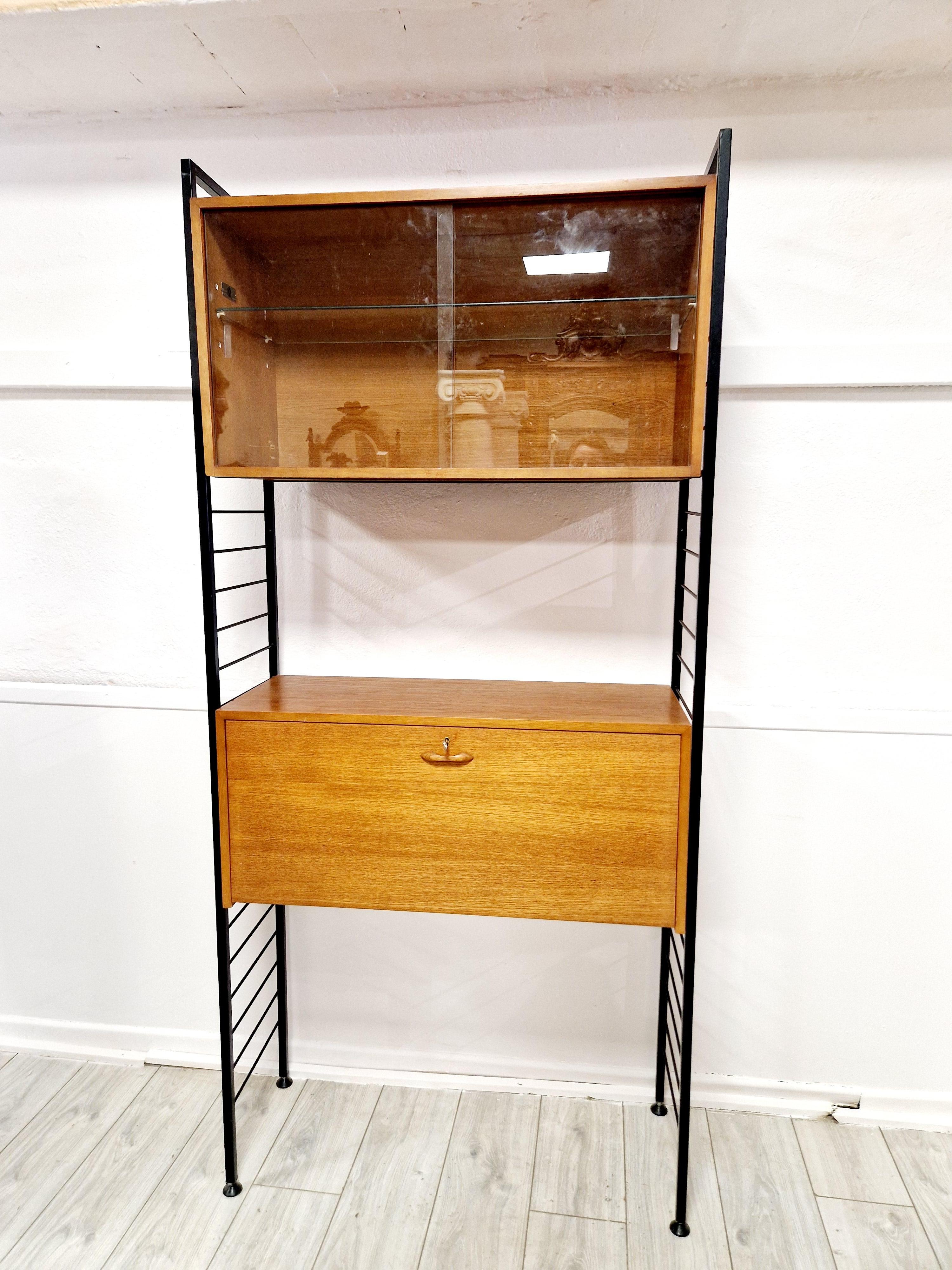 Armoire à étagères Staples Ladderax du milieu du siècle dernier en vente 2
