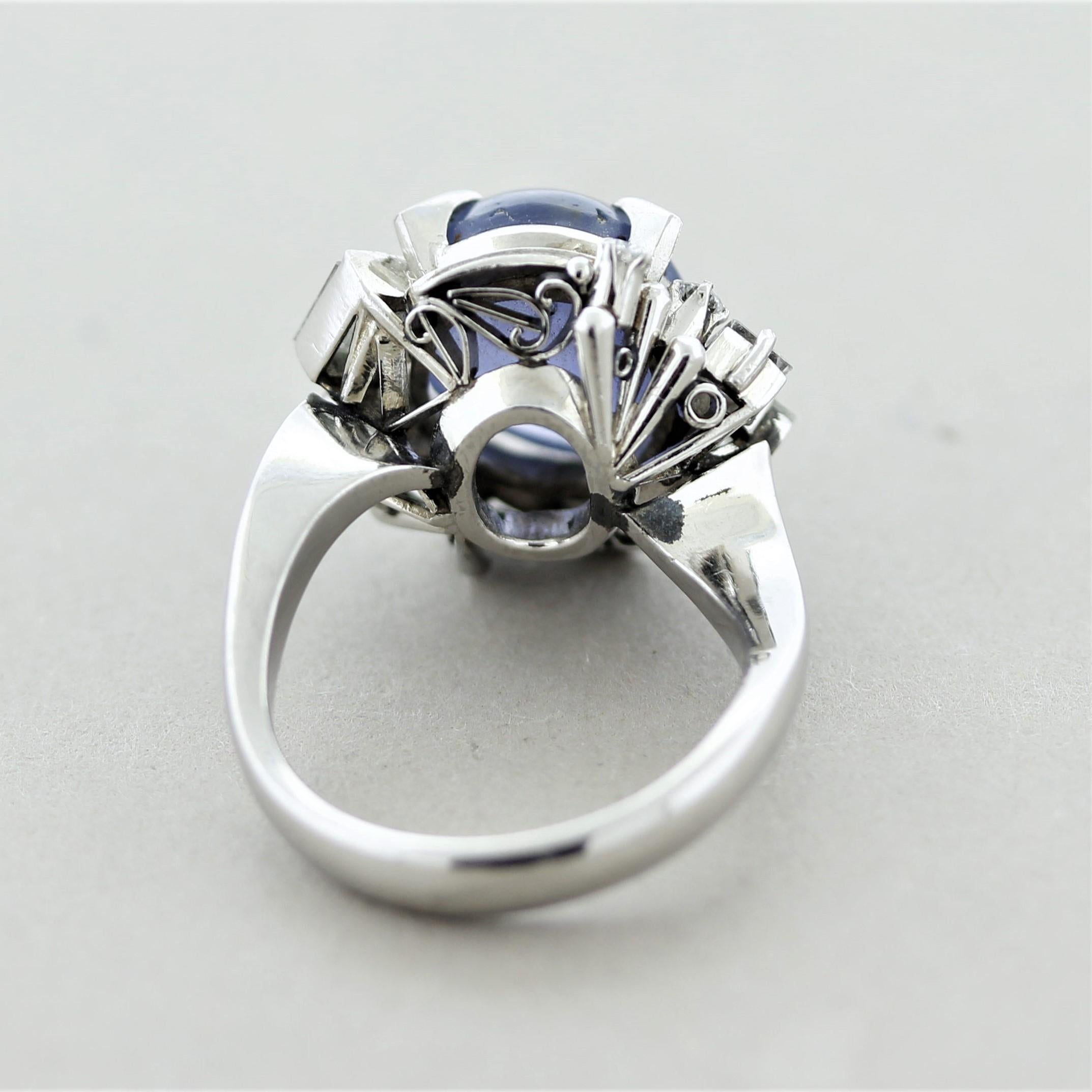 Mid-Century Star-Sapphire Diamond Platinum Ring In Excellent Condition For Sale In Beverly Hills, CA