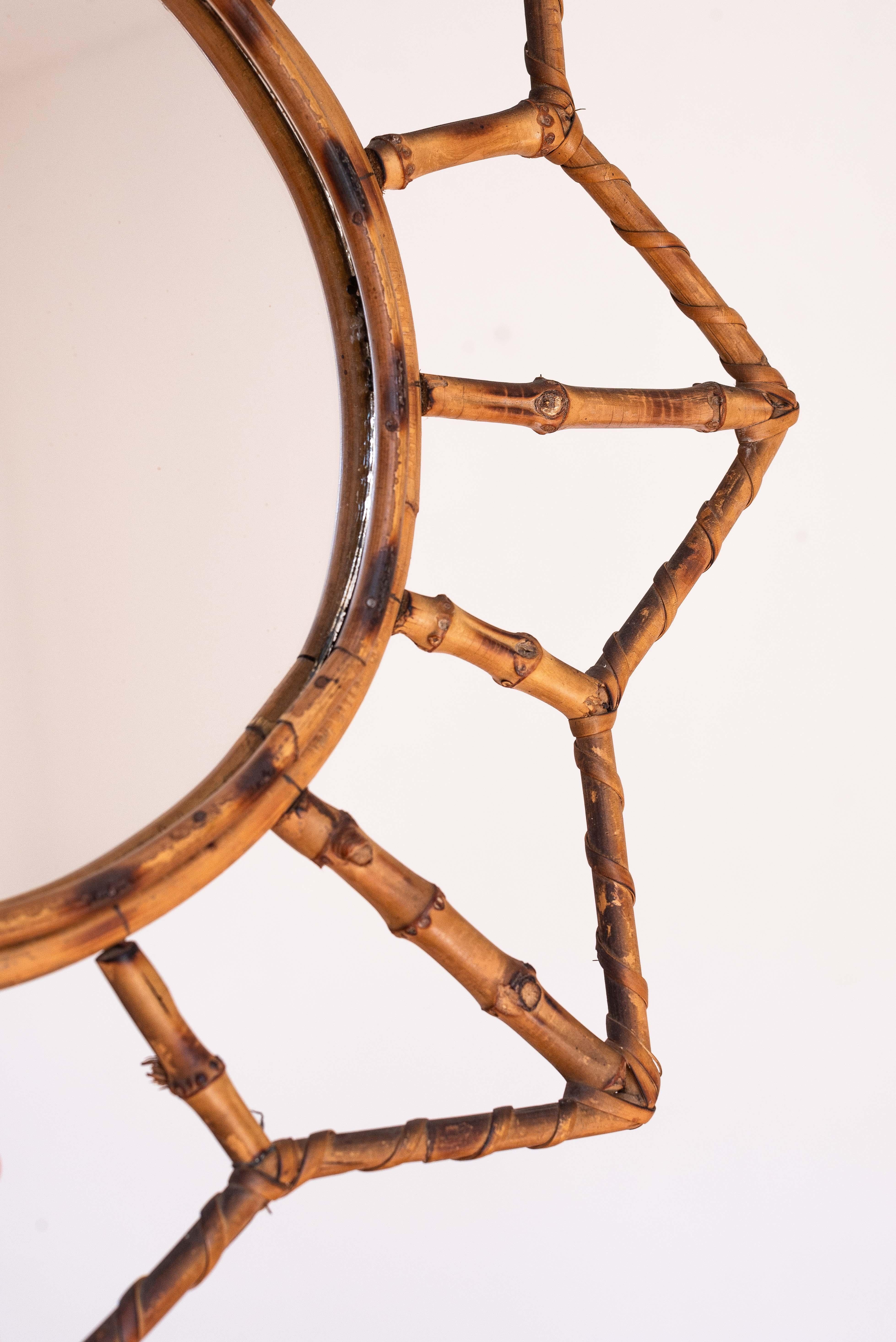 XX secolo Specchio a stella di metà secolo, decorazioni da parete in bambù e rattan, Francia, anni '60 in vendita