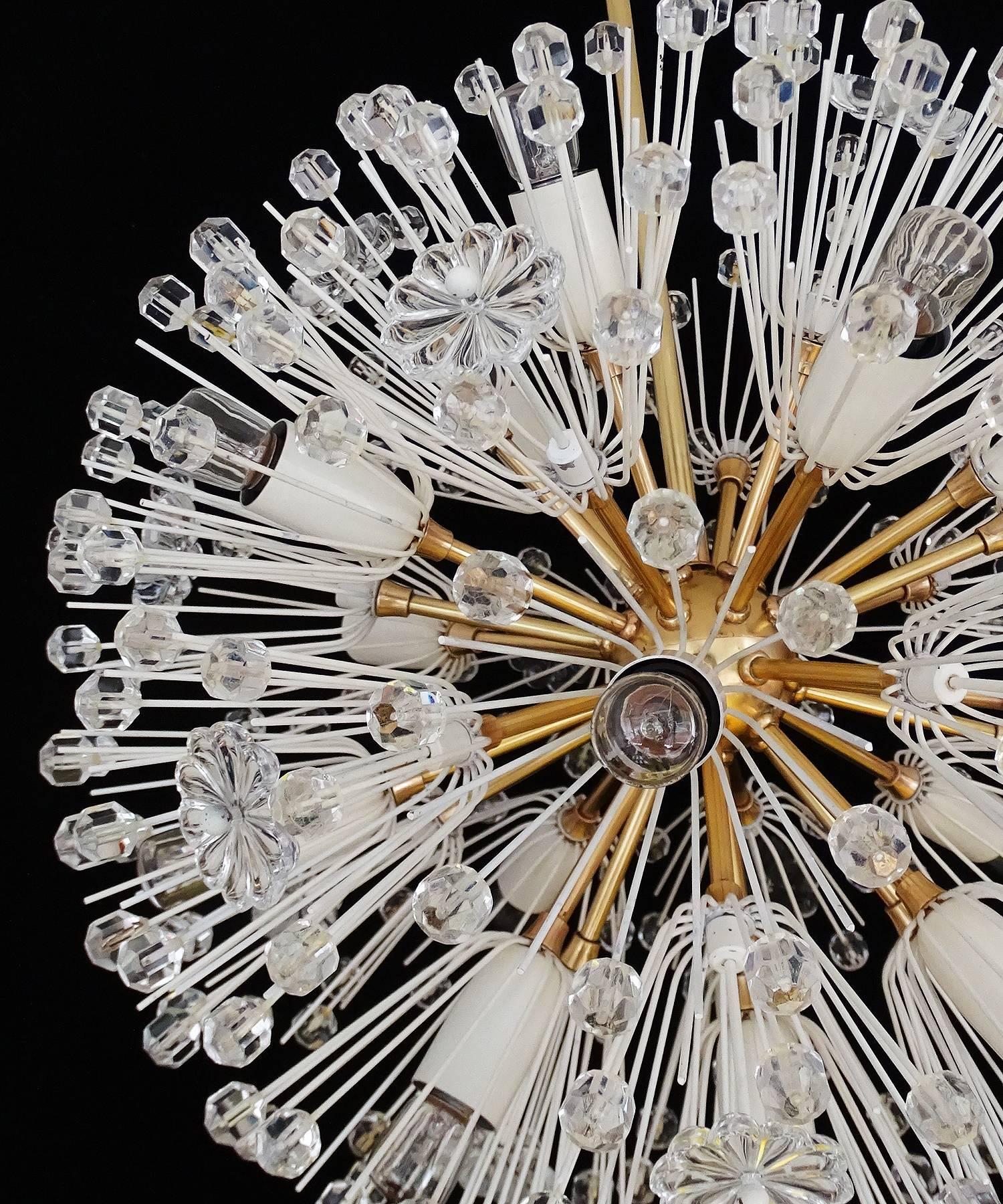 Stejnar Sputnik Flower Glass Crystal Brass Chandelier, Stilnovo Gio Ponti Era  7