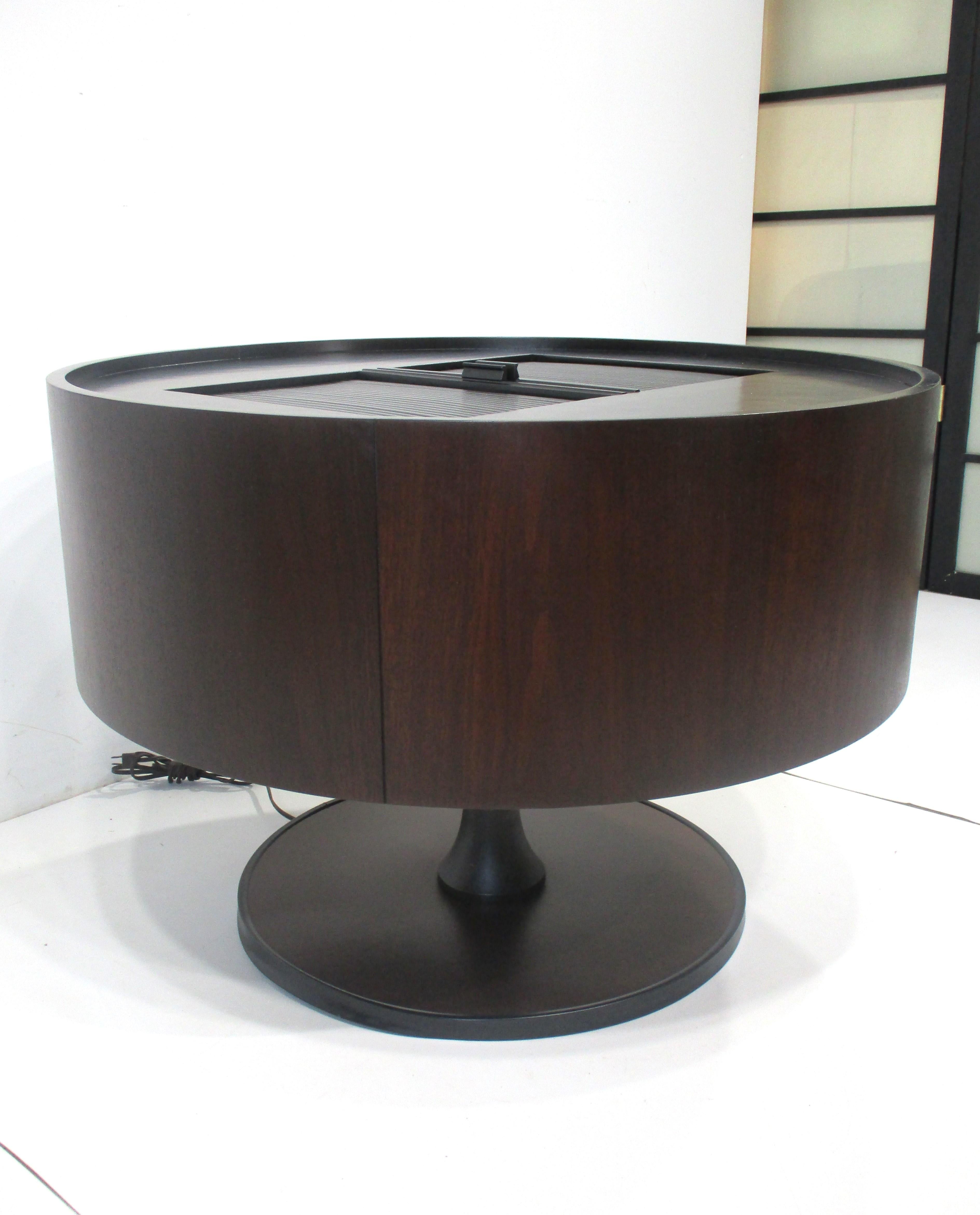 Electrohome Stereo-Modell 703 von Gordon Duern, Kanada, Mid-Century im Angebot 8