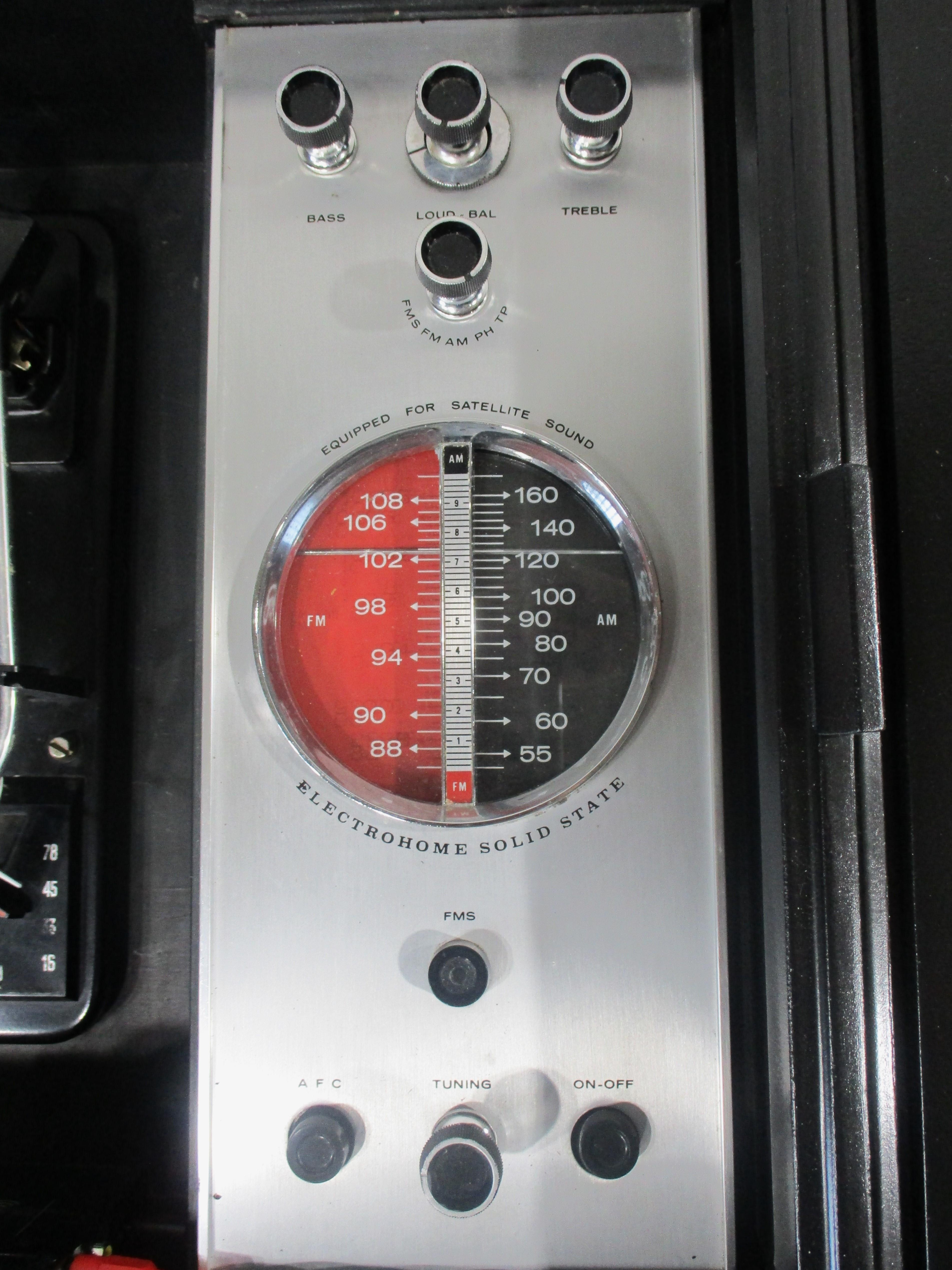 Electrohome Stereo-Modell 703 von Gordon Duern, Kanada, Mid-Century (20. Jahrhundert) im Angebot
