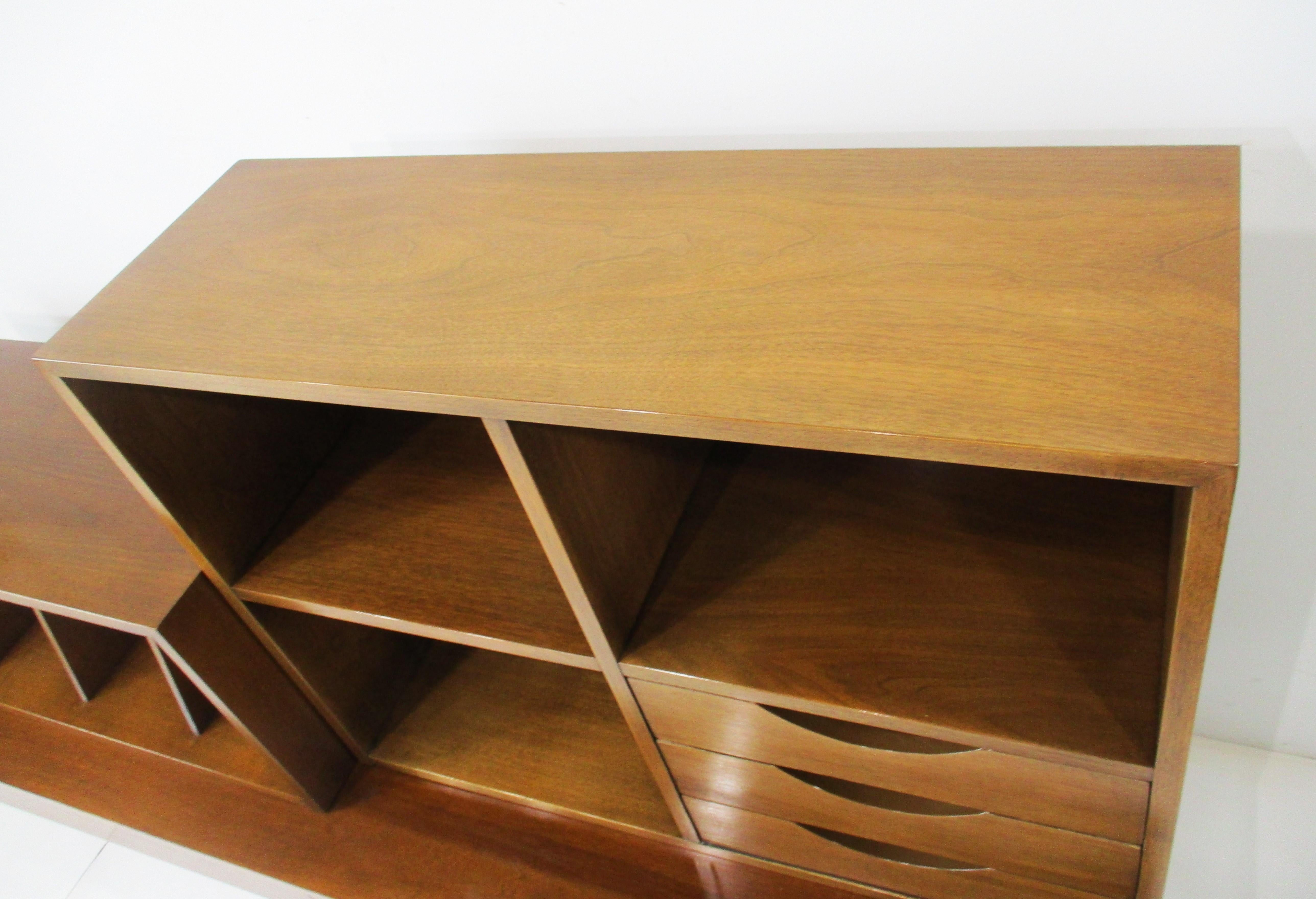Mid Century Stereo Record Cabinet by Merton Gershun  / American of Martinsville 4