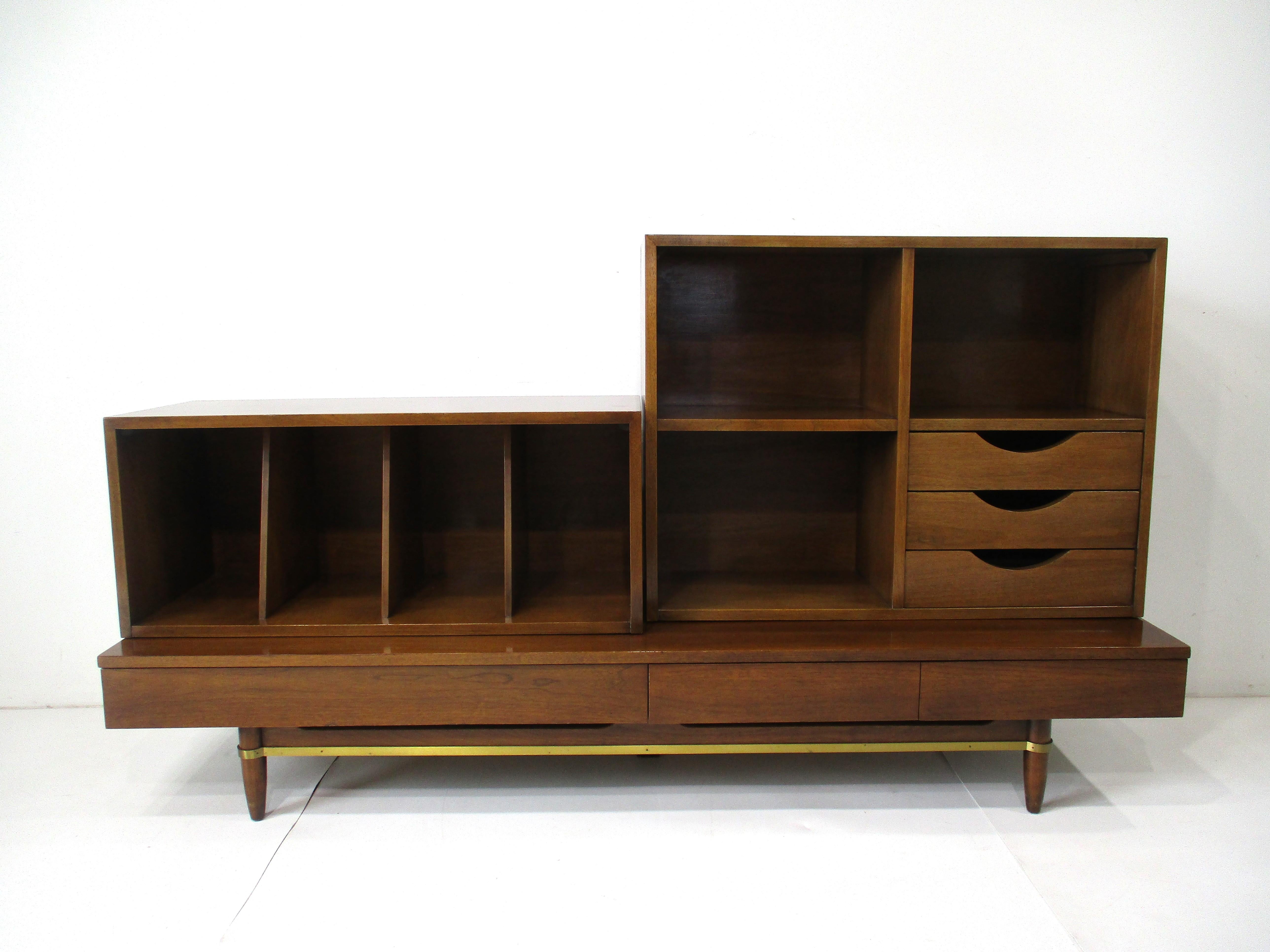 Mid Century Stereo Record Cabinet by Merton Gershun  / American of Martinsville 6