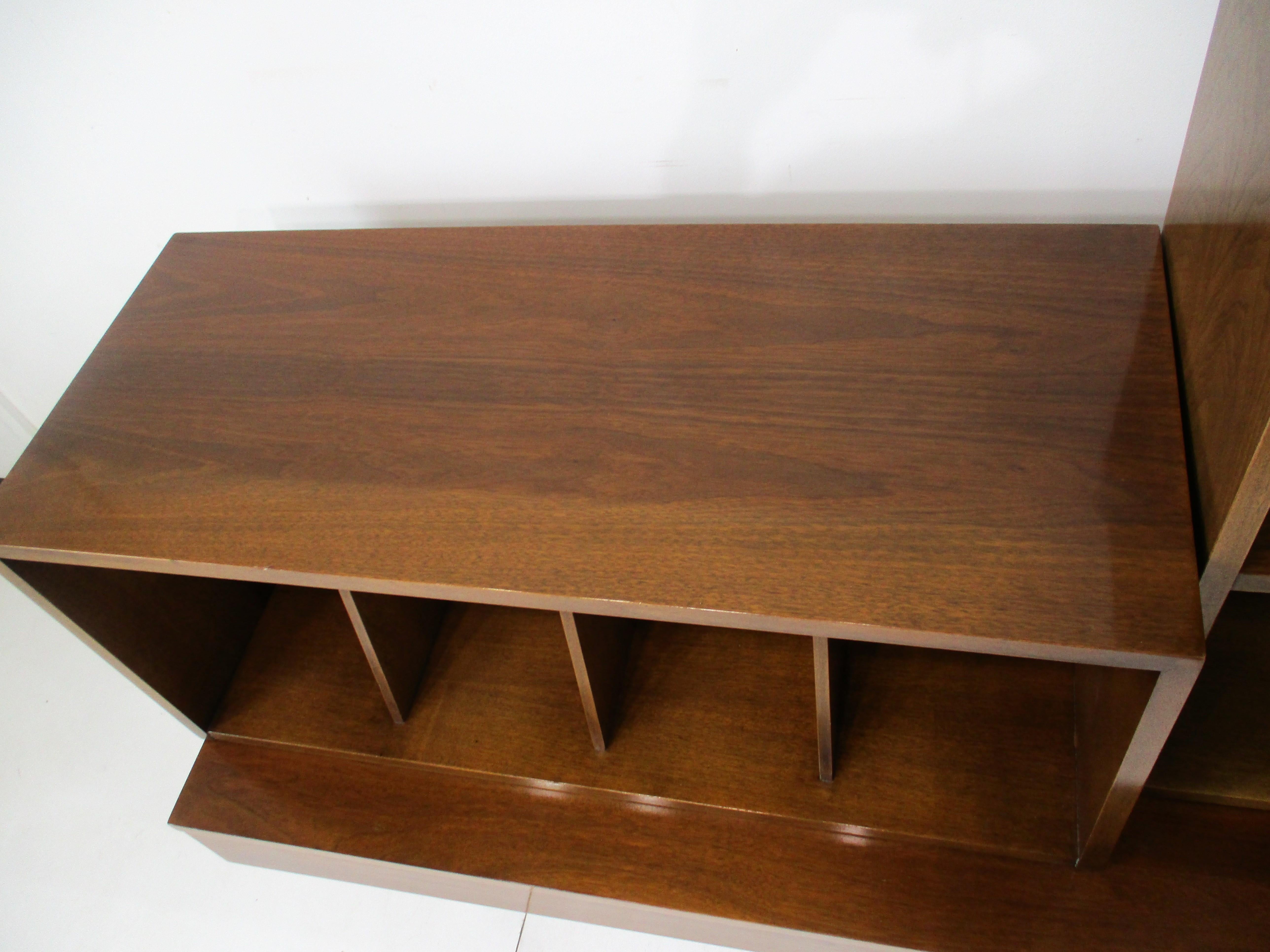 Mid Century Stereo Record Cabinet by Merton Gershun  / American of Martinsville 3