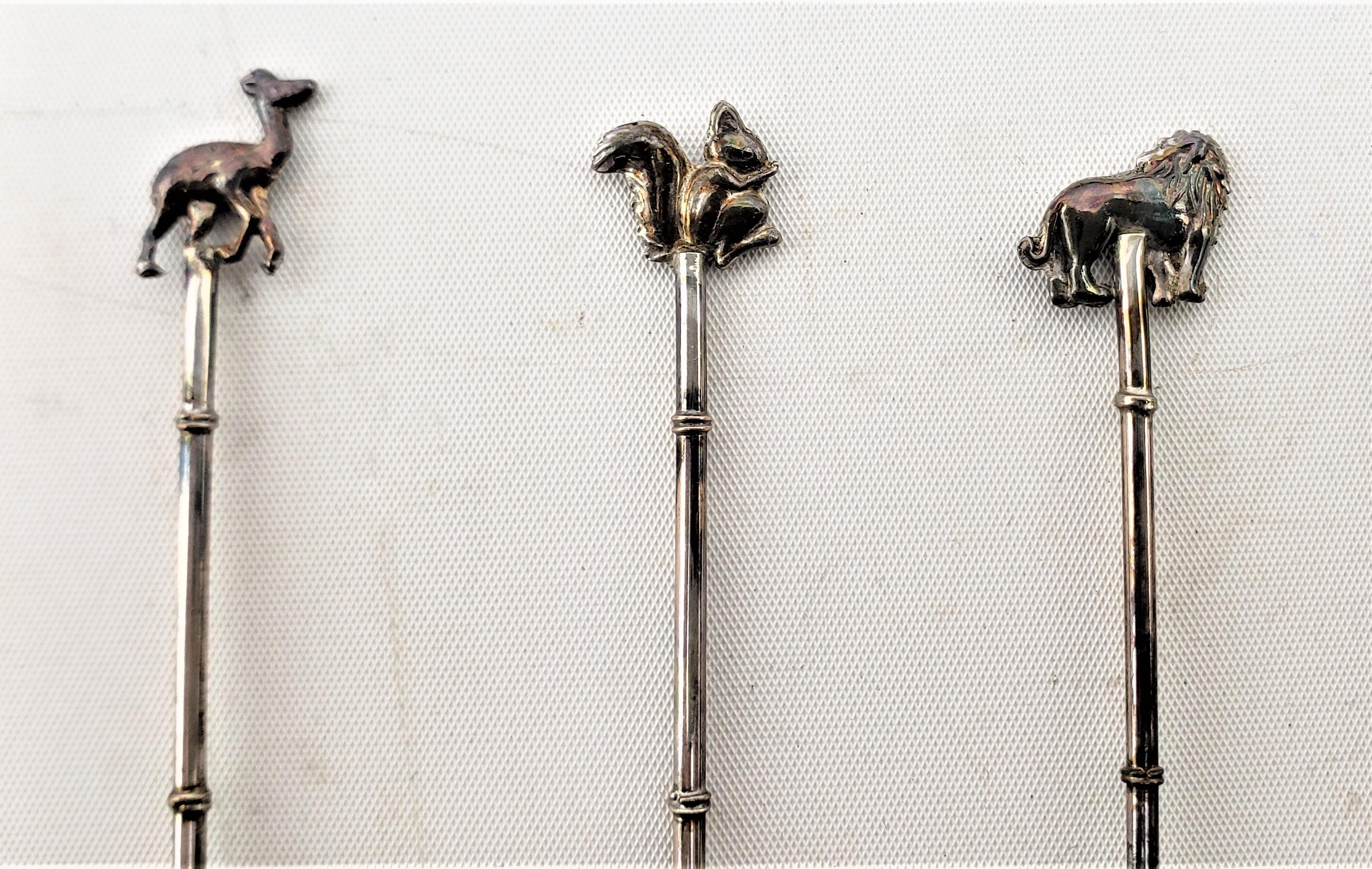 Ensemble de cuillères à cocktail en argent sterling et argent .900 du milieu du siècle avec animaux figuratifs Bon état - En vente à Hamilton, Ontario
