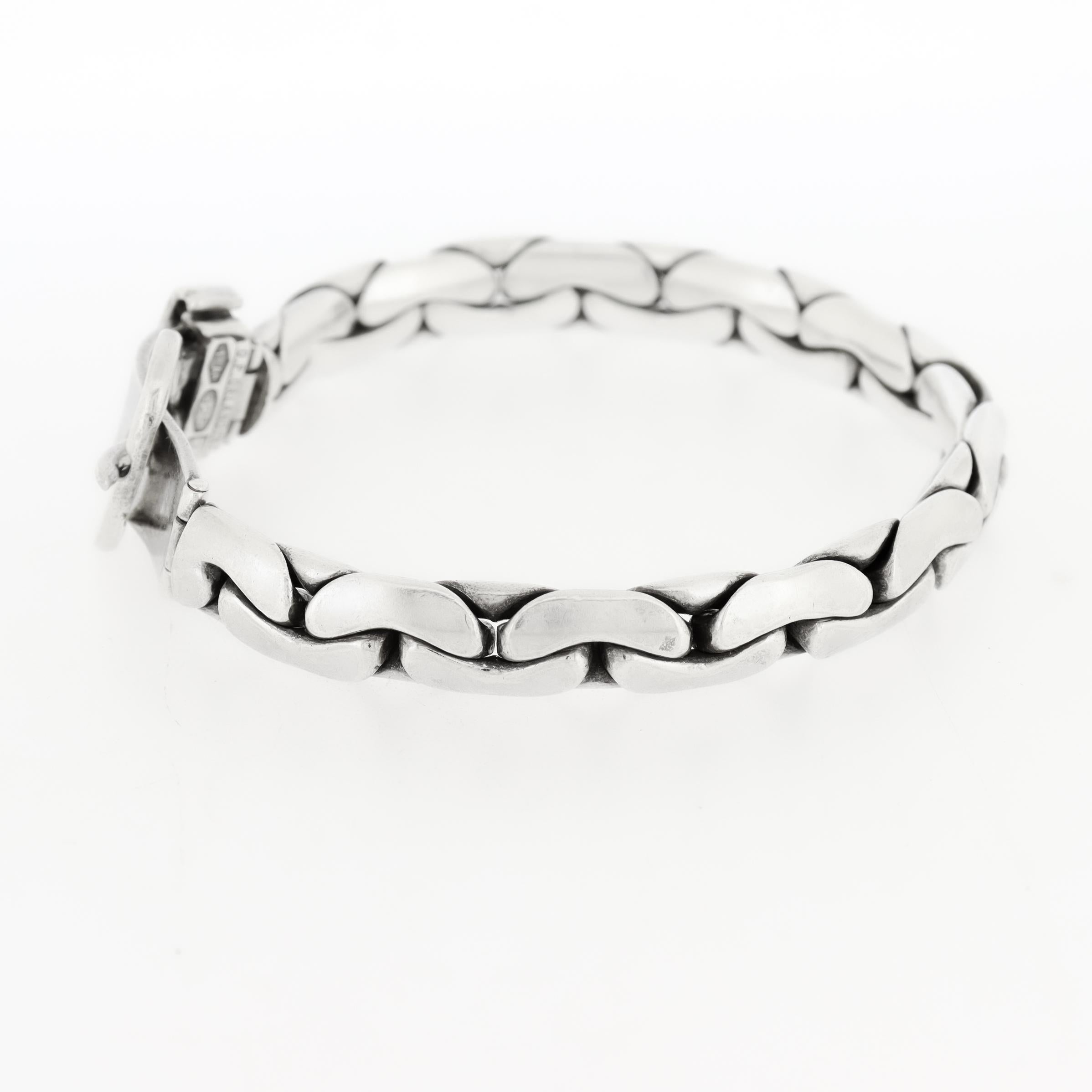 Bracelet à boucle figurative en argent sterling du milieu du siècle par Orlandini pour Uno a Erre en vente 4