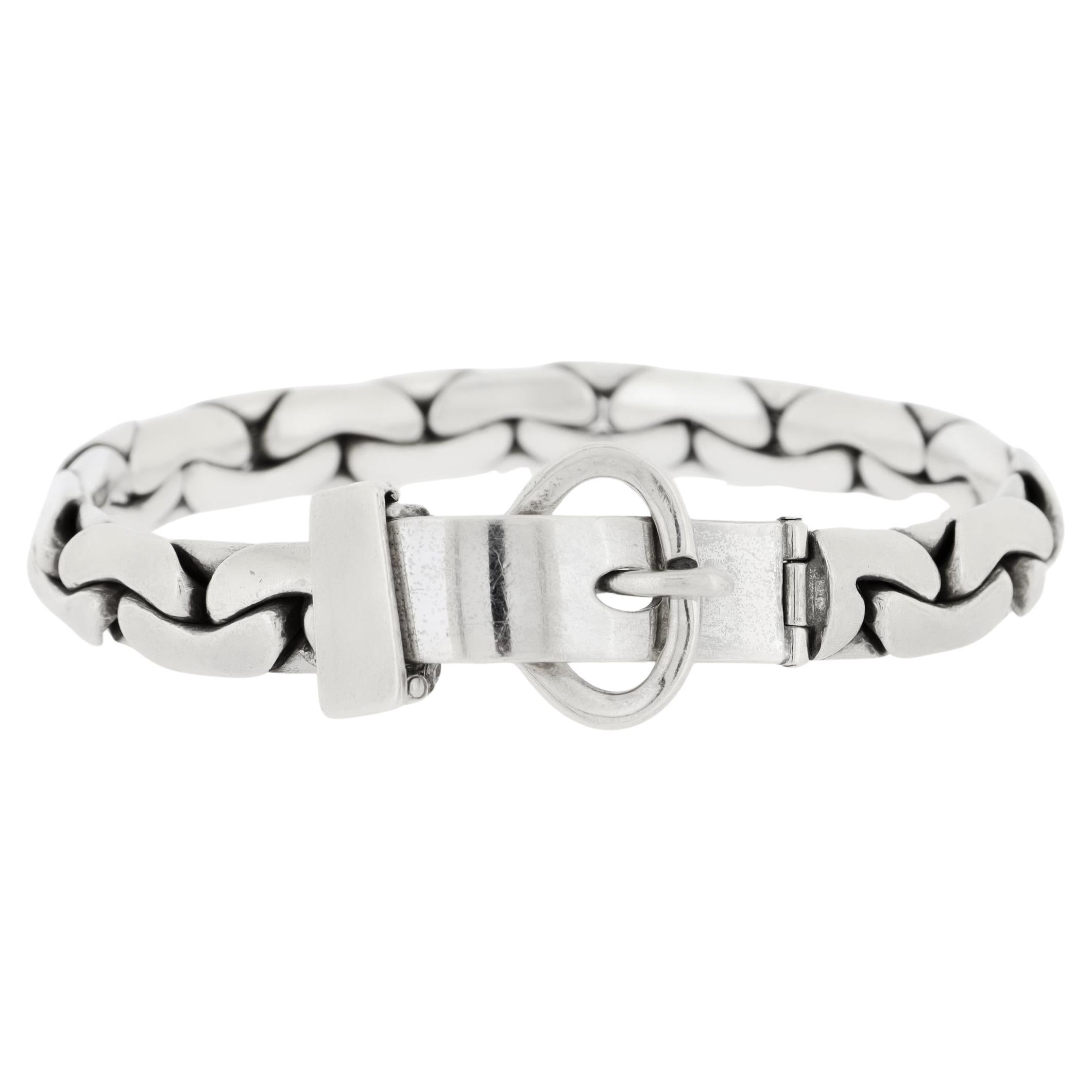 Bracelet à boucle figurative en argent sterling du milieu du siècle par Orlandini pour Uno a Erre en vente