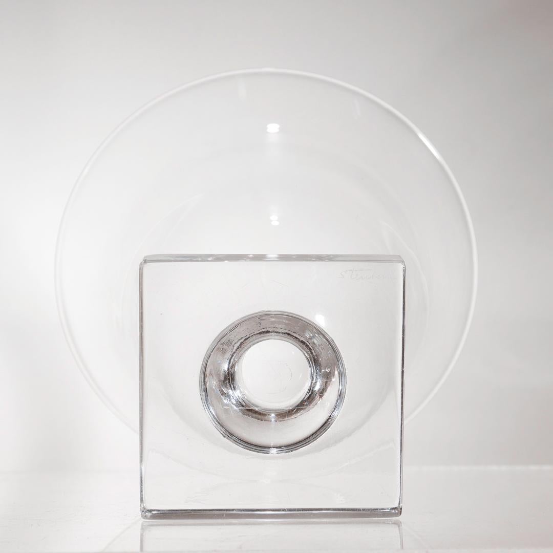 Steuben-Kristall- oder Glasvase mit Fuß aus der Mitte des Jahrhunderts im Angebot 3
