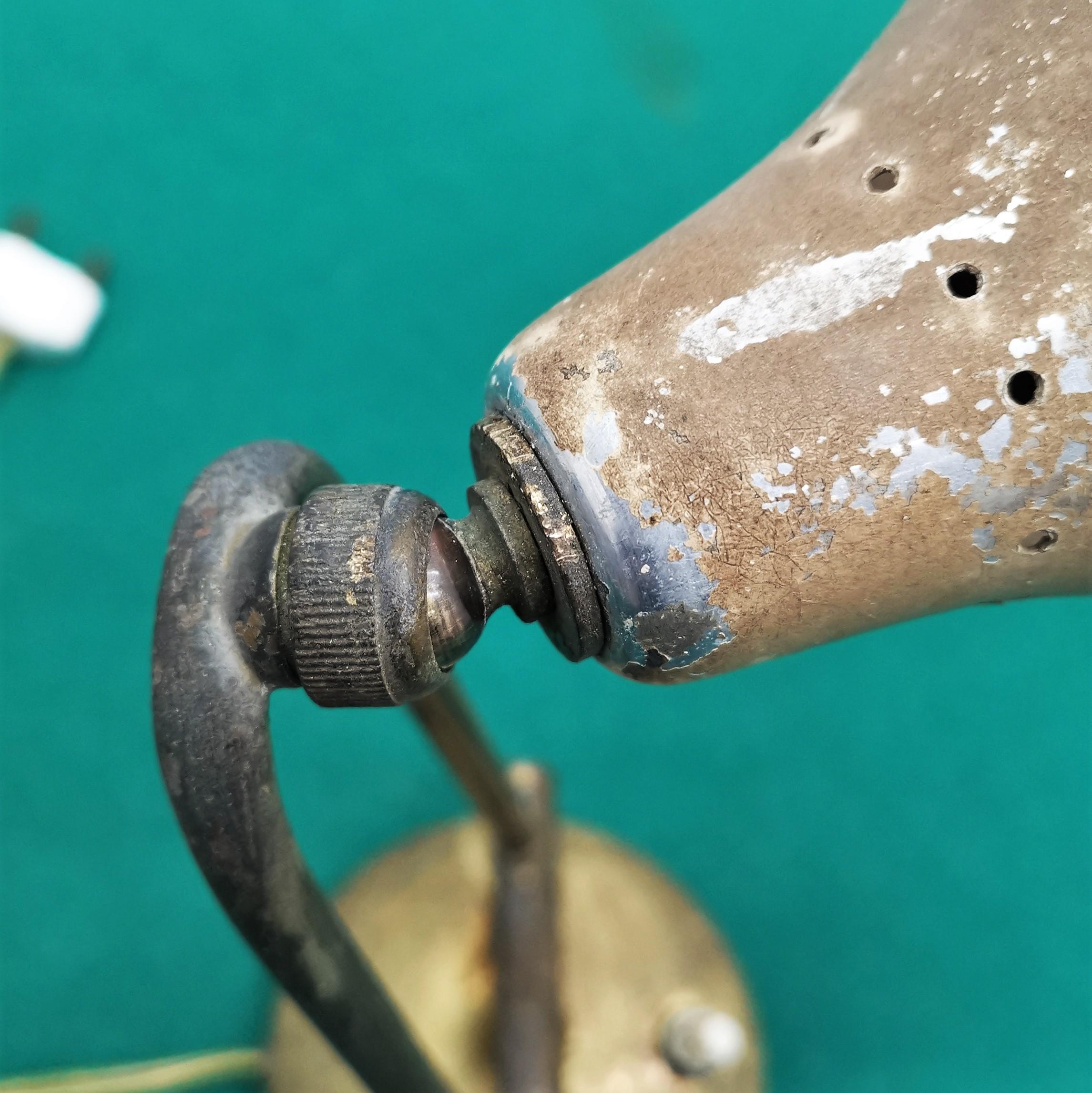 Stilnovo verstellbare Messing-Tischlampe, 50er Jahre, Italien im Angebot 11