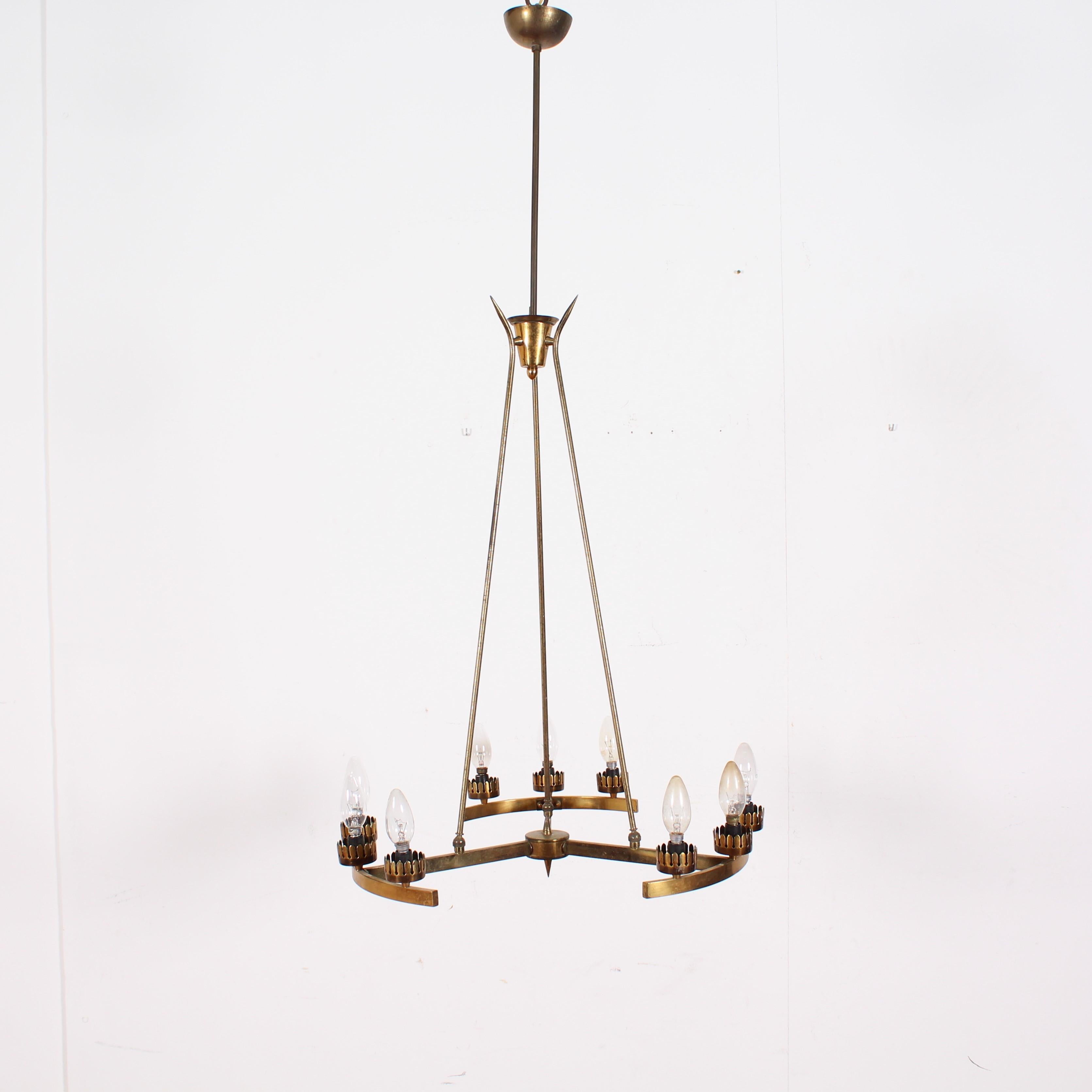 Italian Midcentury Stilnovo Style Brass and Opaline Glass Chandelier, 1960s, Italy