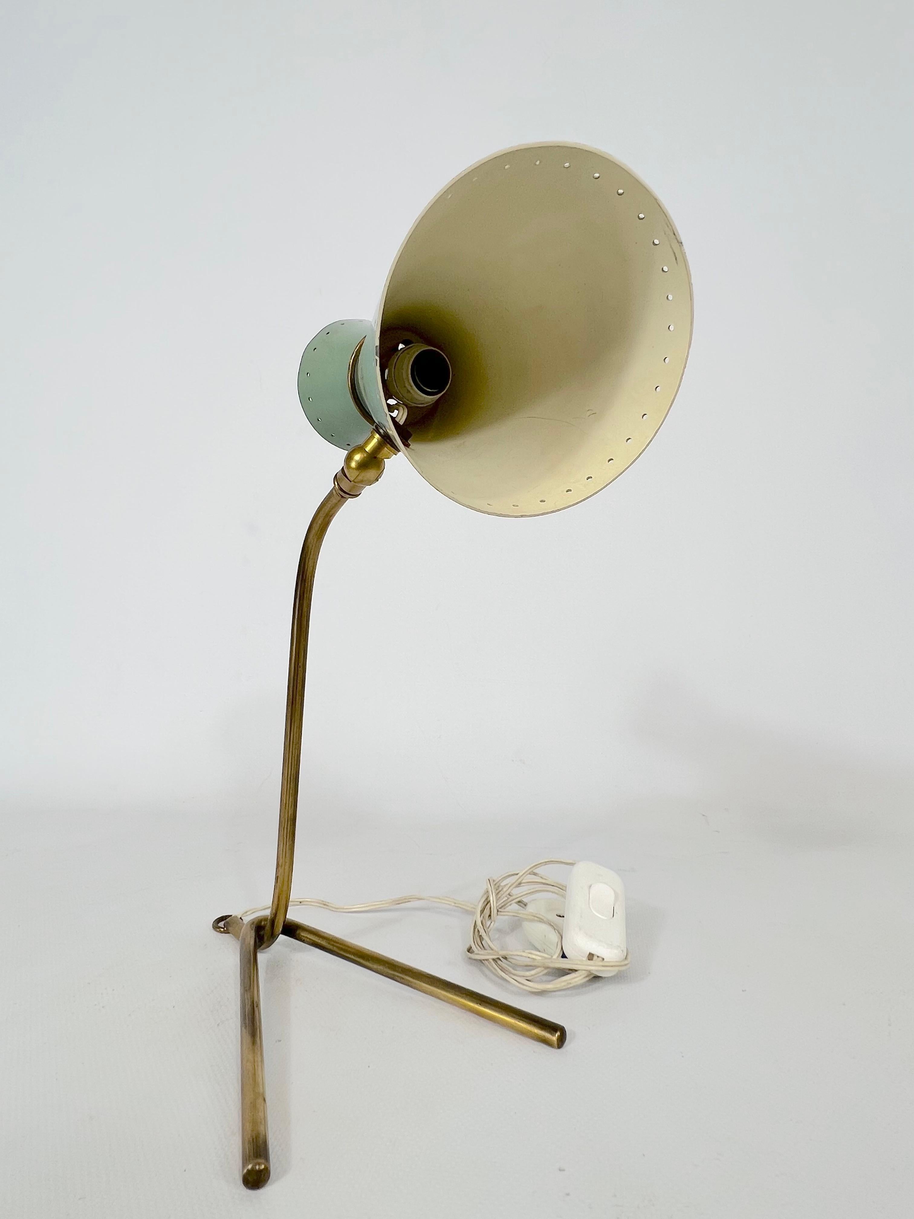 Mid-Century Stilnovo Brass Orientable Table or Wall Lamp from 50s For Sale 1