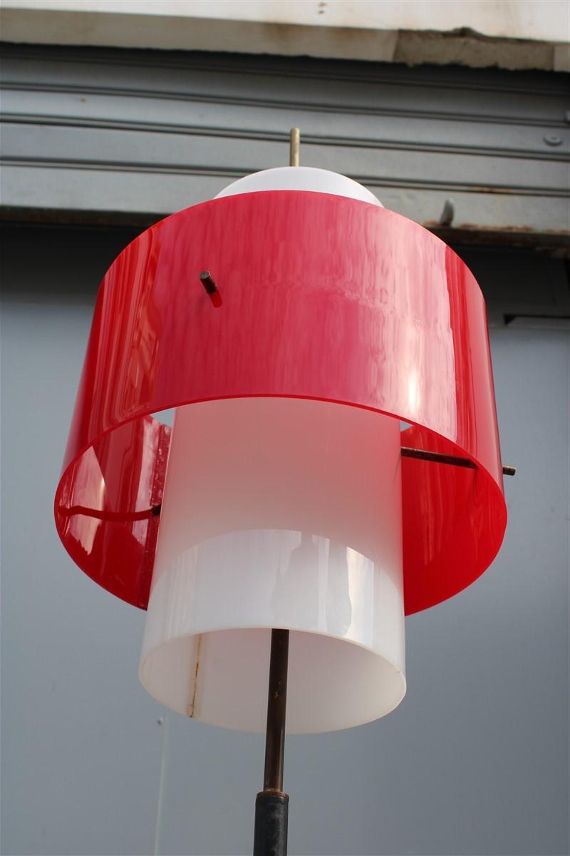 Mid-century Stilnovo Floor Lamp Italian Design Red White Brass Plexiglass  For Sale 4
