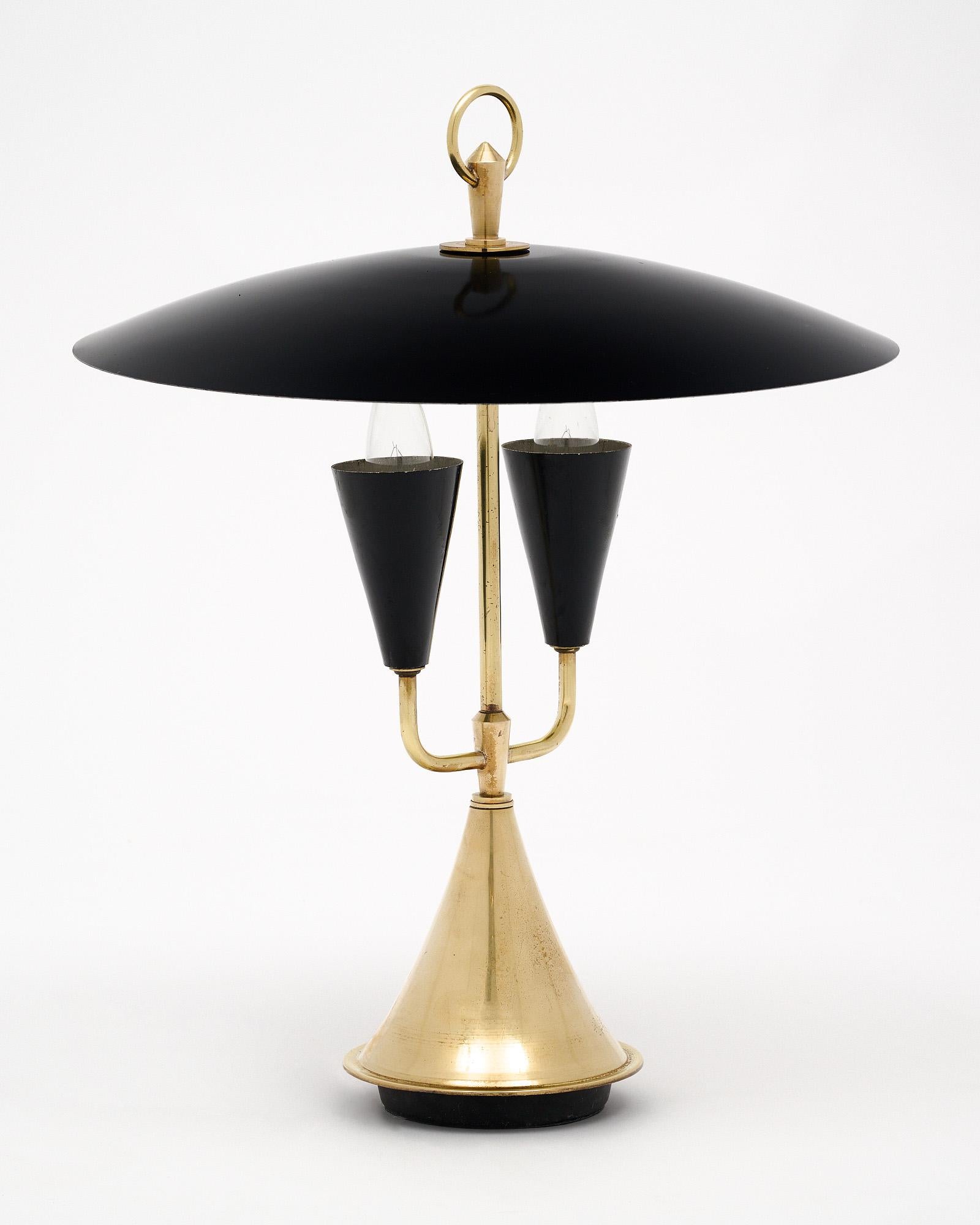 Laiton Lampe de table du milieu du siècle, style Stilnovo