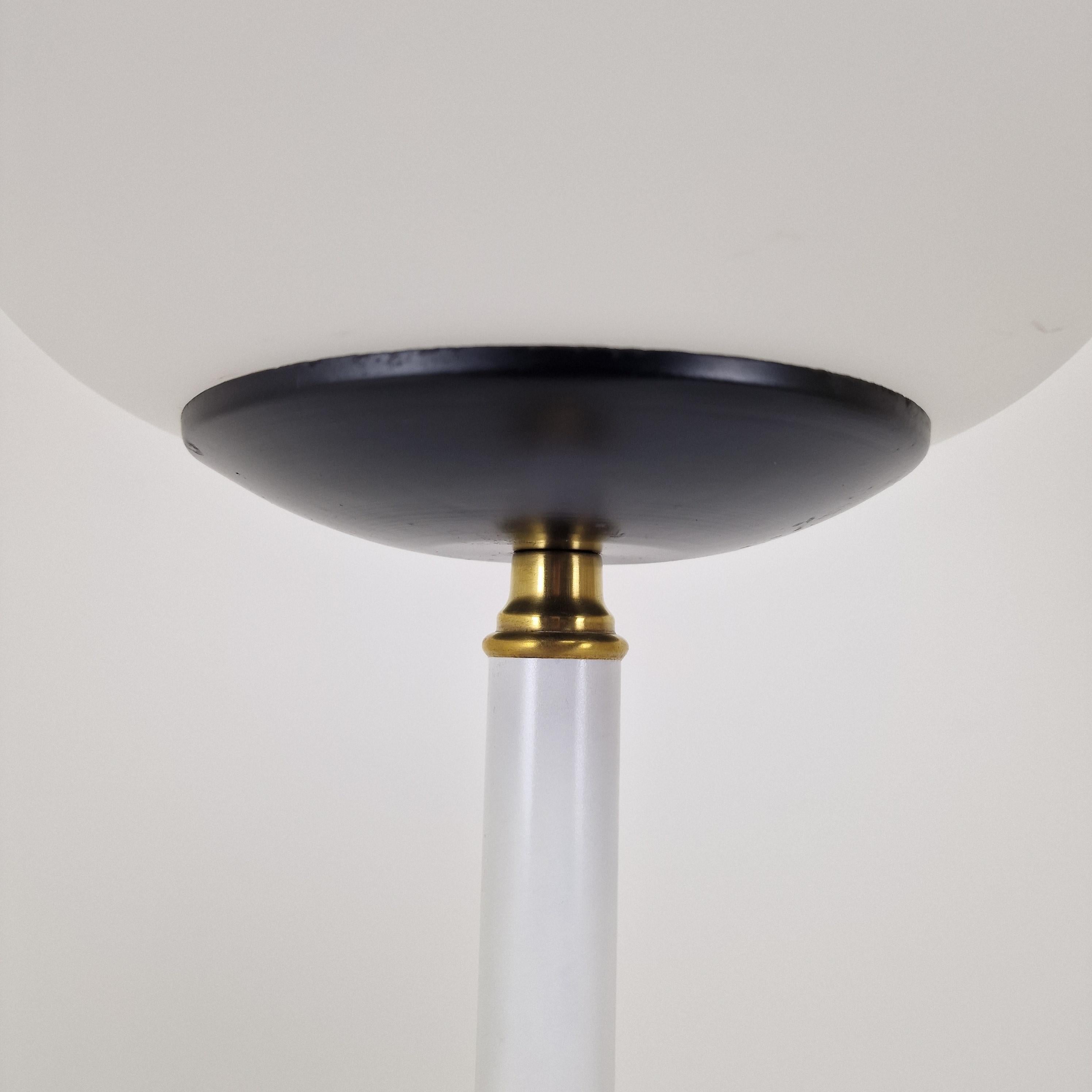 Mid Century Stilnovo Tripod Floor Lamp with Opaline Glass, Italy 1950's For Sale 7