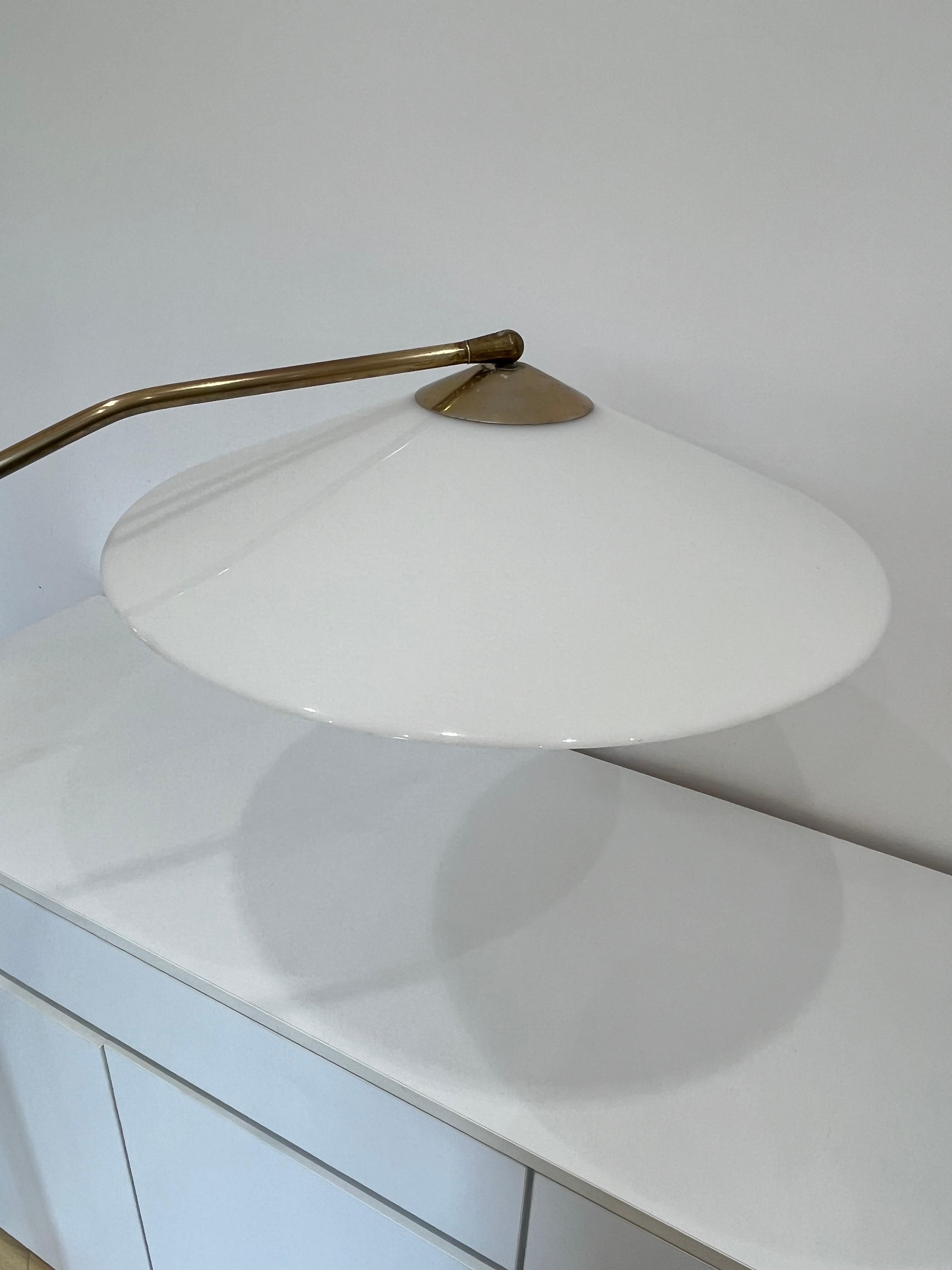 Mid-Century Stilux Stehleuchte Italienisches Design 1950er Jahre (Metall) im Angebot