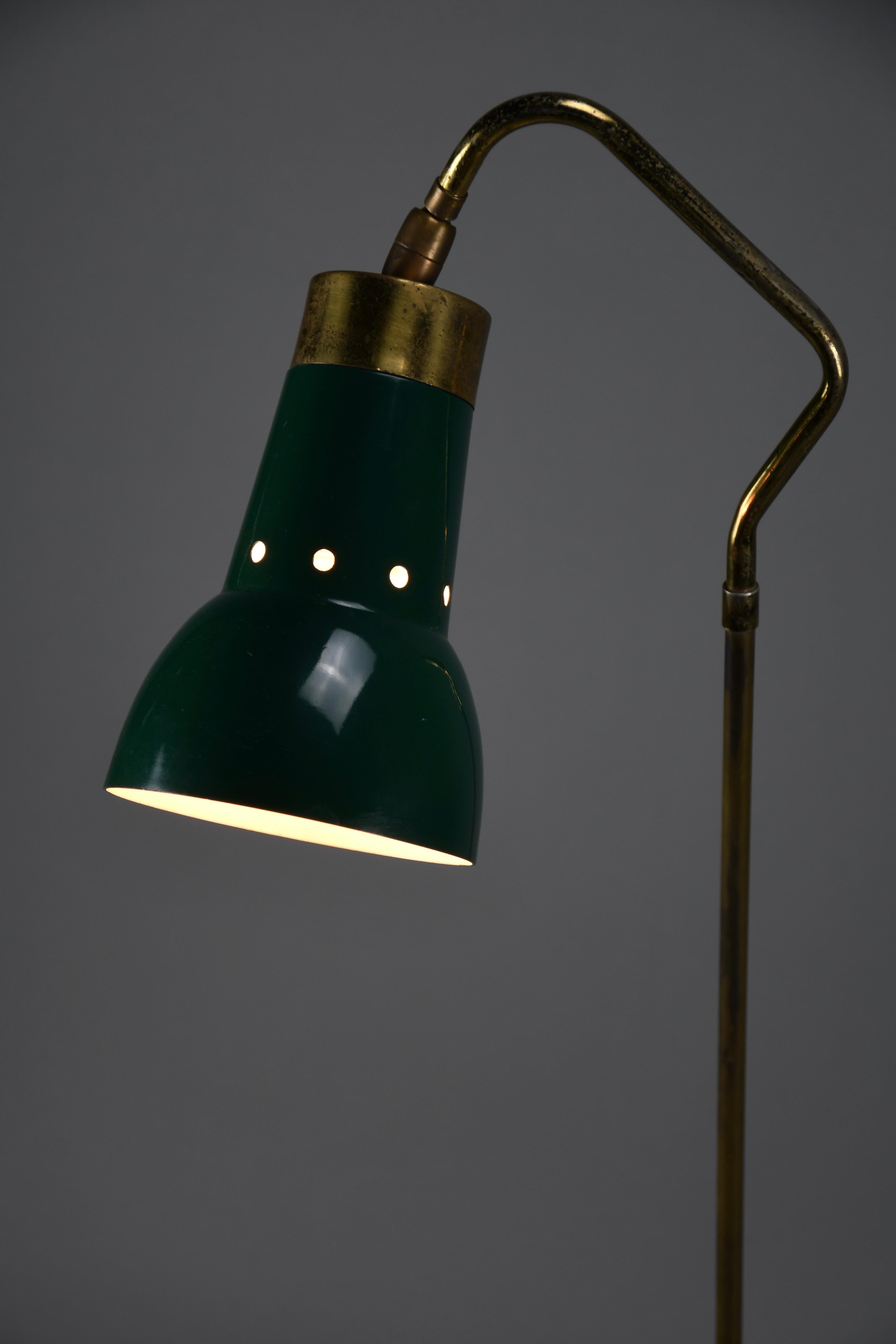 Lampada da terra Stilux Milano di metà secolo in ottone, metallo e marmo in vendita 4
