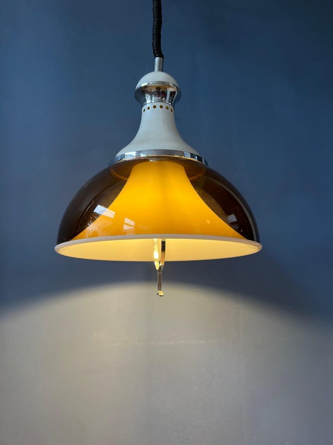 Mid Century Stilux Milano Space Age Pendant Lamp, 1970s In Excellent Condition For Sale In ROTTERDAM, ZH