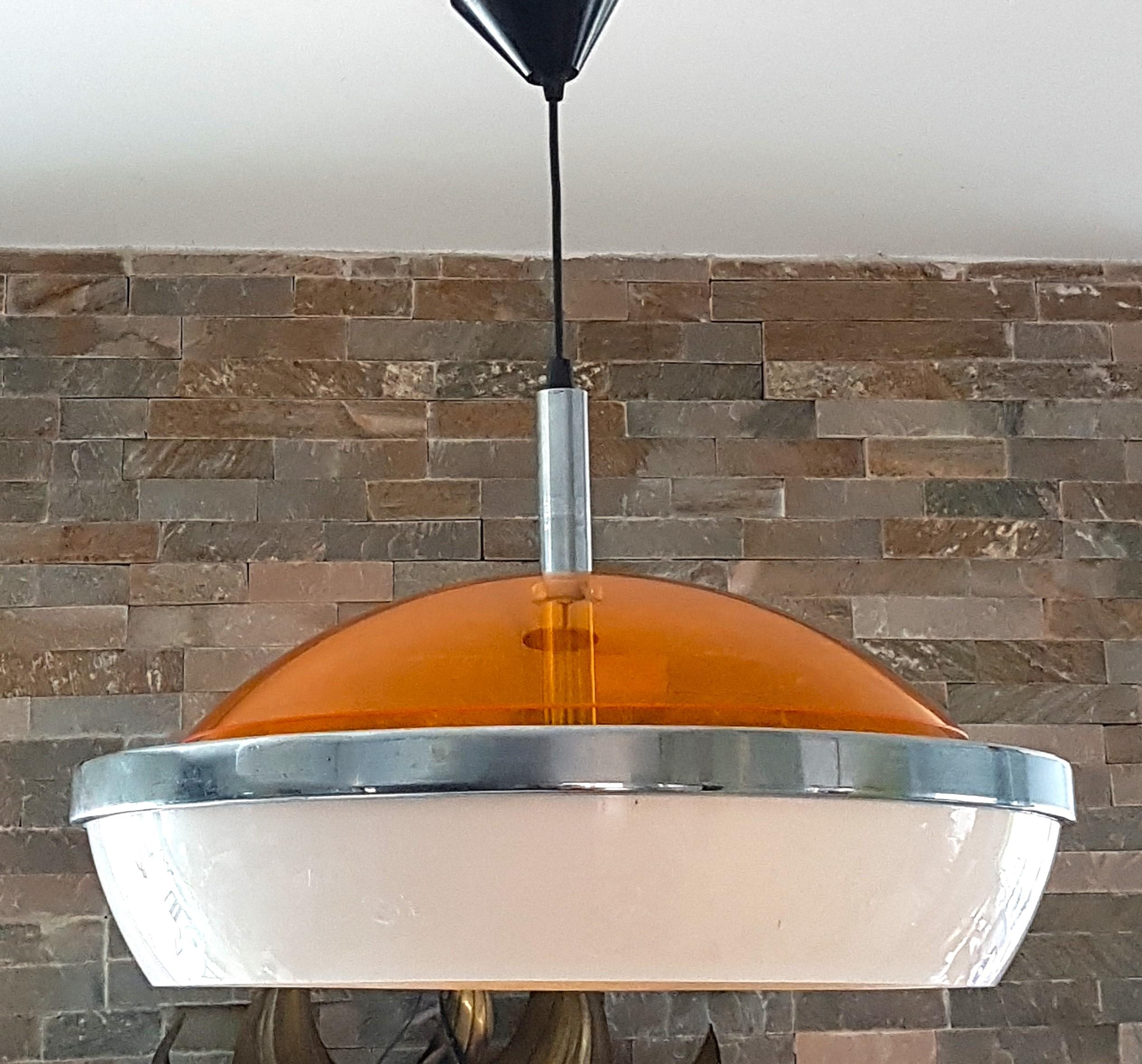 Lampada a soffitto a sospensione in plexiglass Stilux, 1960, Milano, Italia in vendita 4