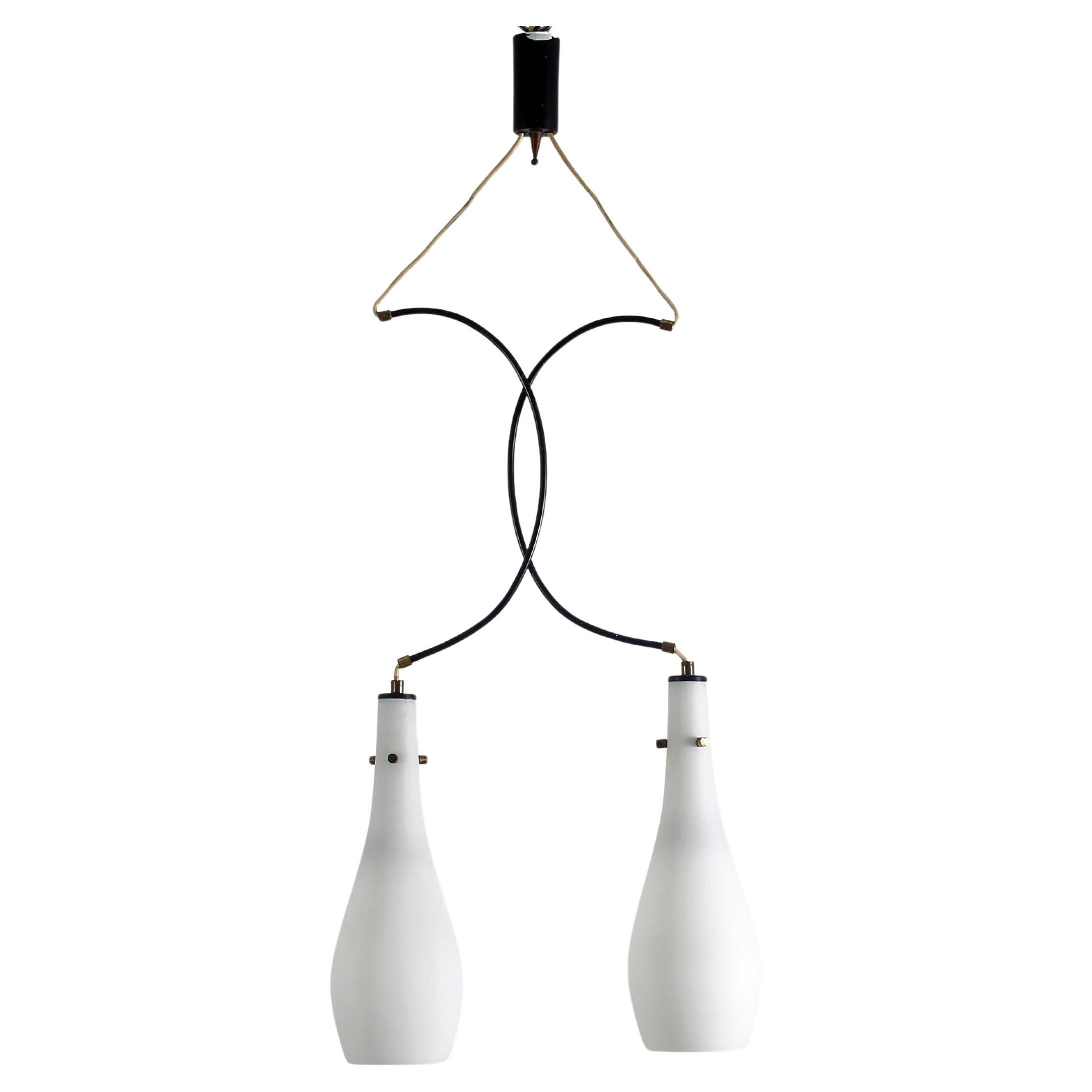 Lampada a sospensione in stile Stilux di metà secolo in vetro e metallo anni 
60 Italia in vendita