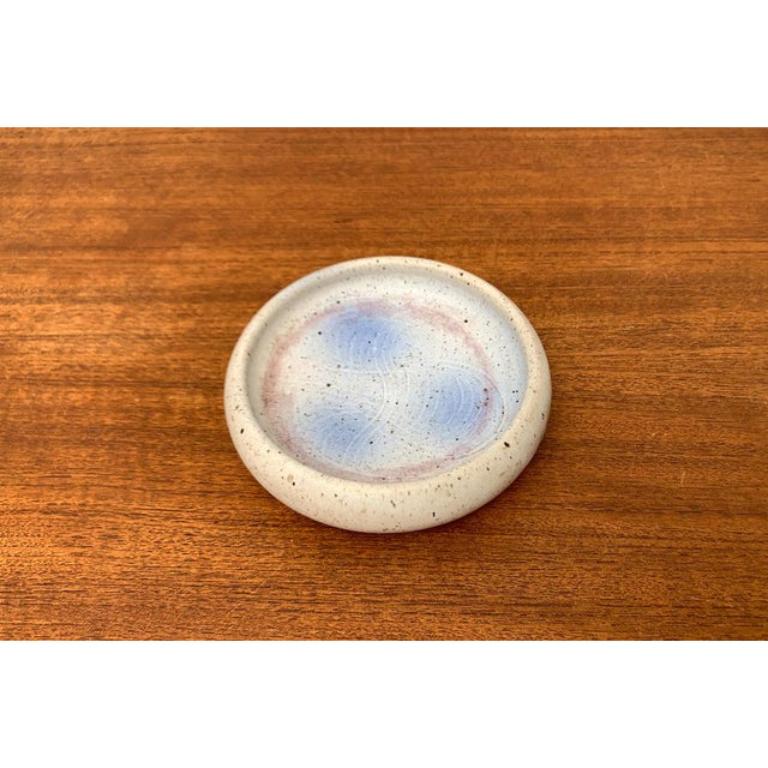 Mid-Century Stoneware Bowl from Brangstrup Stoneware, Denmark, 1960s, in Very Good conditions. Designed 1960 to 1969 This piece has an attribution mark.

Additional information:
Materials: Earthenware
Style: Mid-Century Modern
Country of Origin: