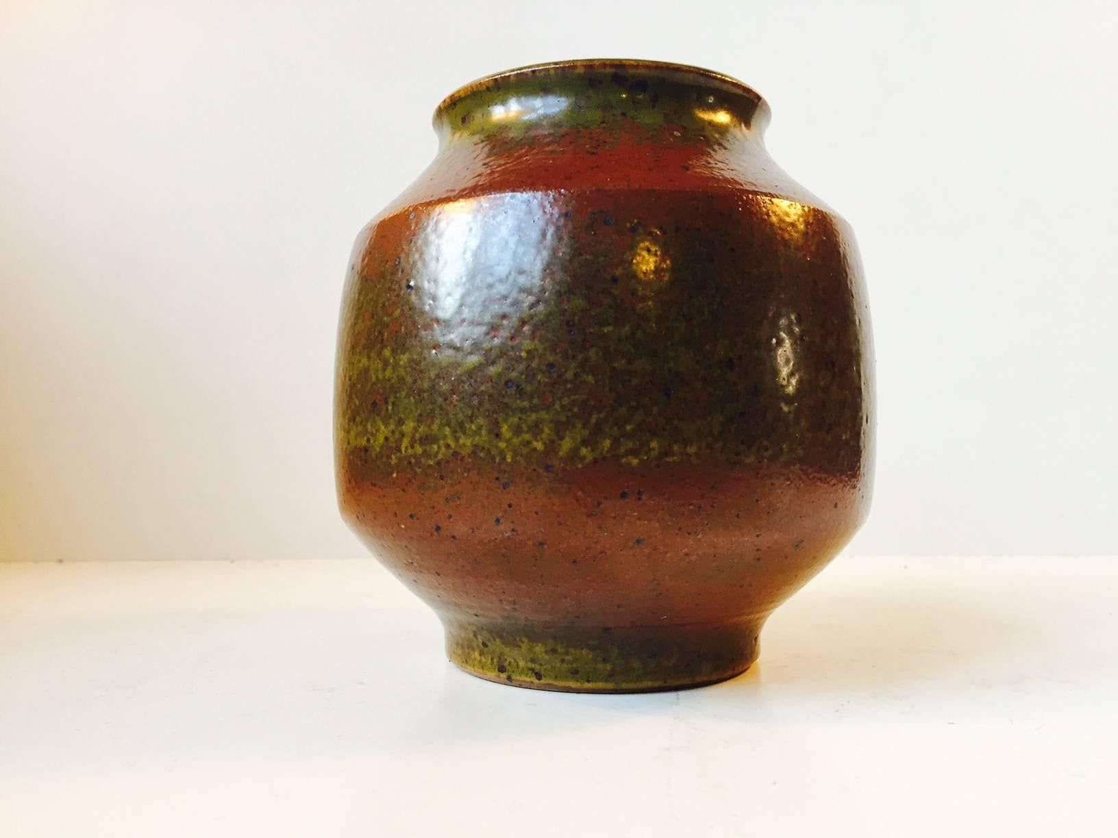Glazed Stoneware Vase by Female Danish Ceramist Marianne Starck for M. Andersen In Good Condition For Sale In Esbjerg, DK