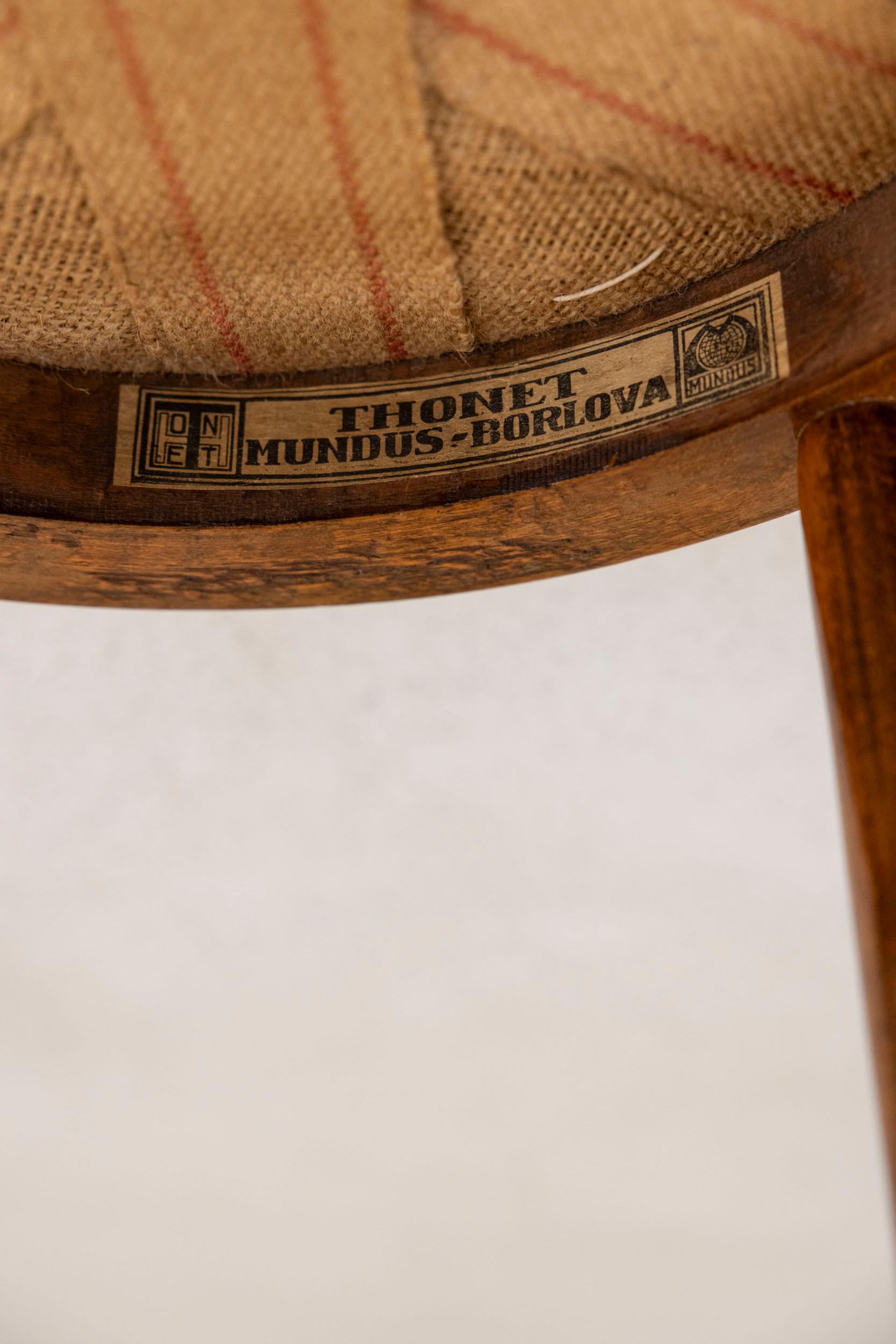 Tabouret du milieu du siècle attribué à Josef Hoffman Thonet-Mundus Borlova en vente 4