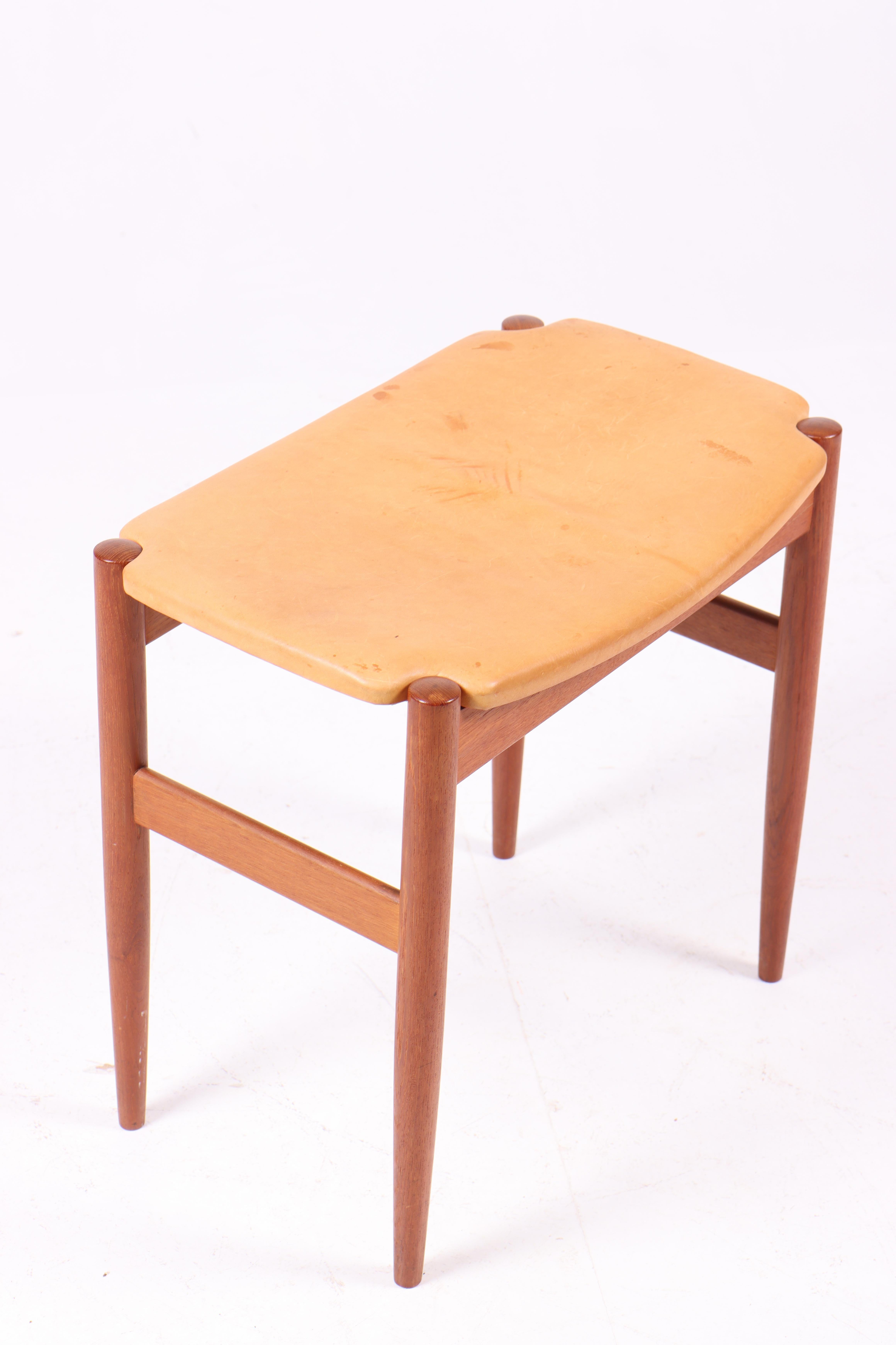 Danese Sgabello di metà secolo in pelle patinata, Made in Denmark, anni '60 in vendita