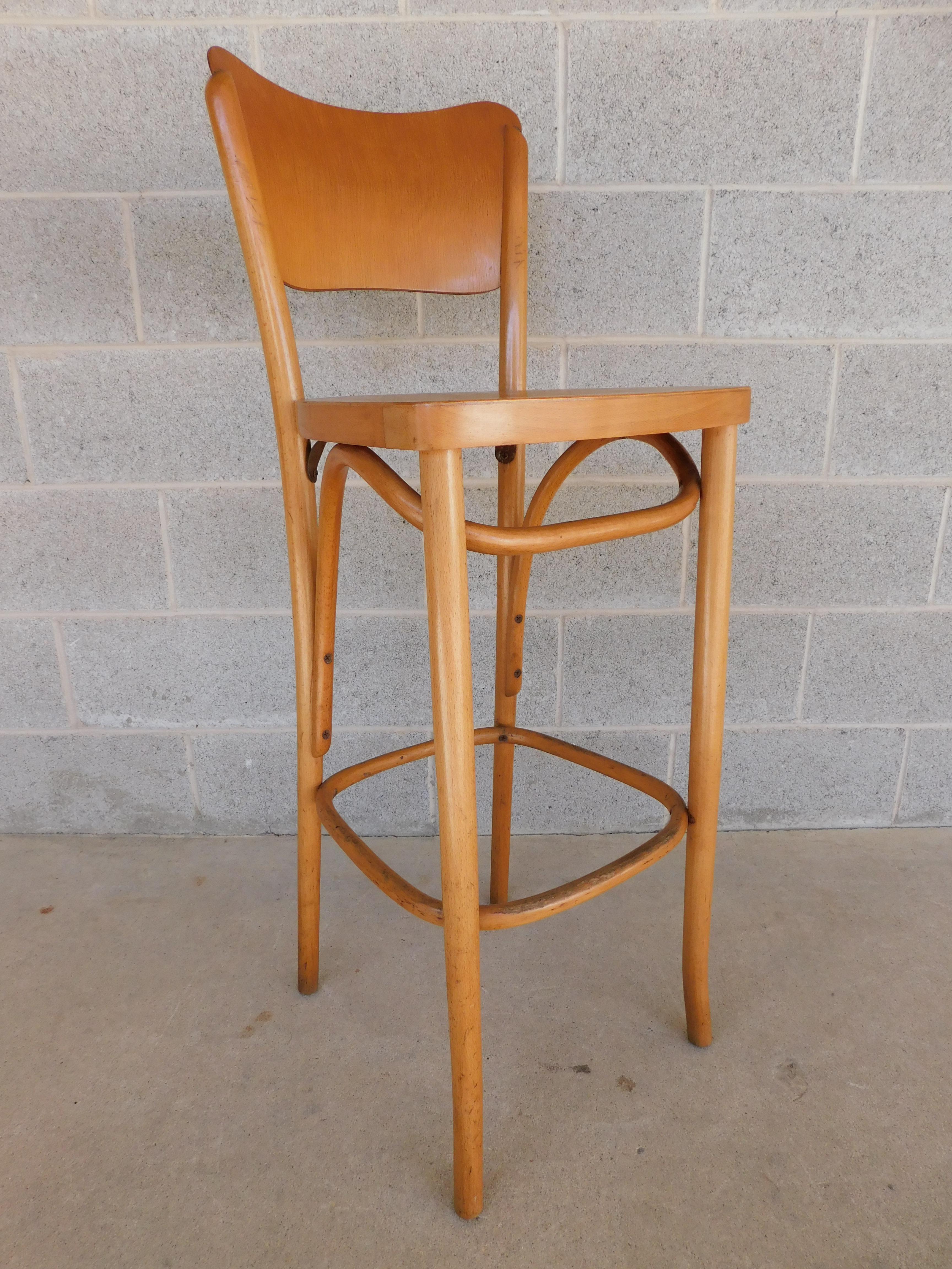 Mid-Century Stools Bentwood Attributed to Thonet, Set of 3 For Sale 7