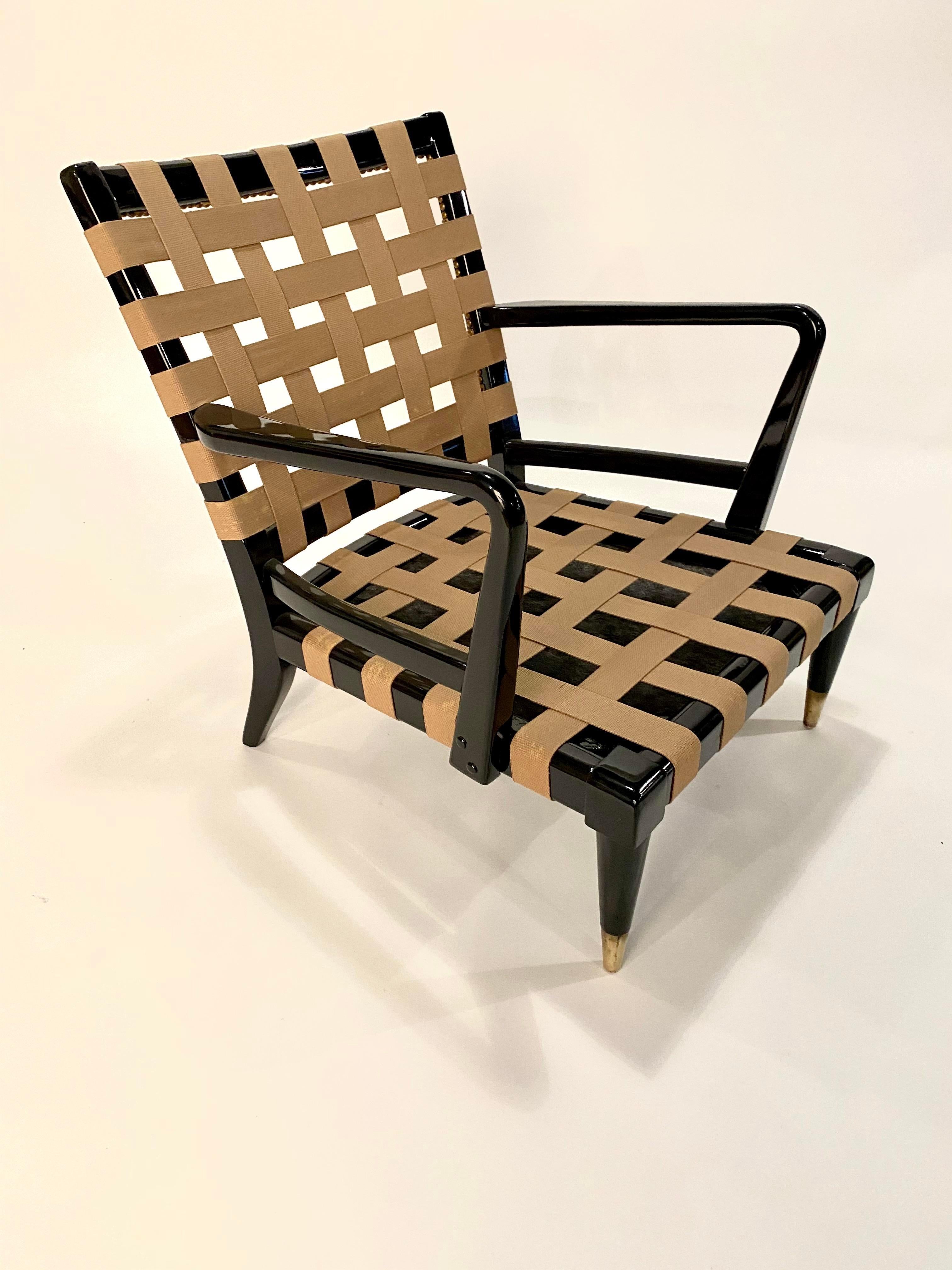 Mid-Century Strap Lounge Chair in the style of Robsjohn Gibbings In Good Condition For Sale In Chicago, IL