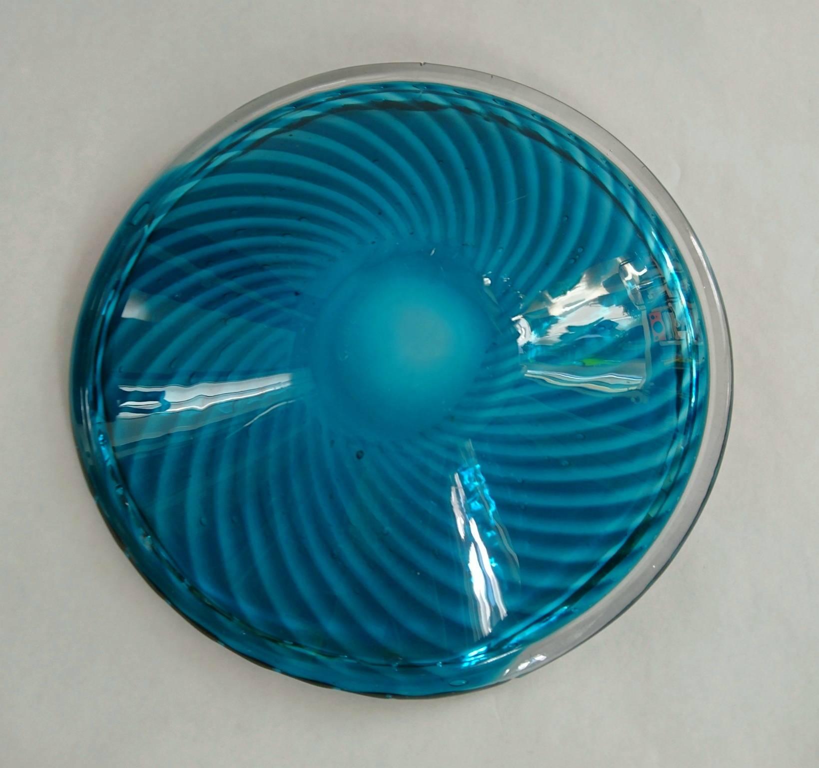 Midcentury Striped Glass Bowl by Gullaskruf, Sweden In Good Condition For Sale In Albano Laziale, Rome/Lazio