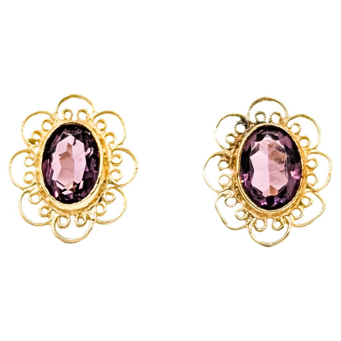 Orecchini di vetro a perno di metà secolo in 14k in vendita