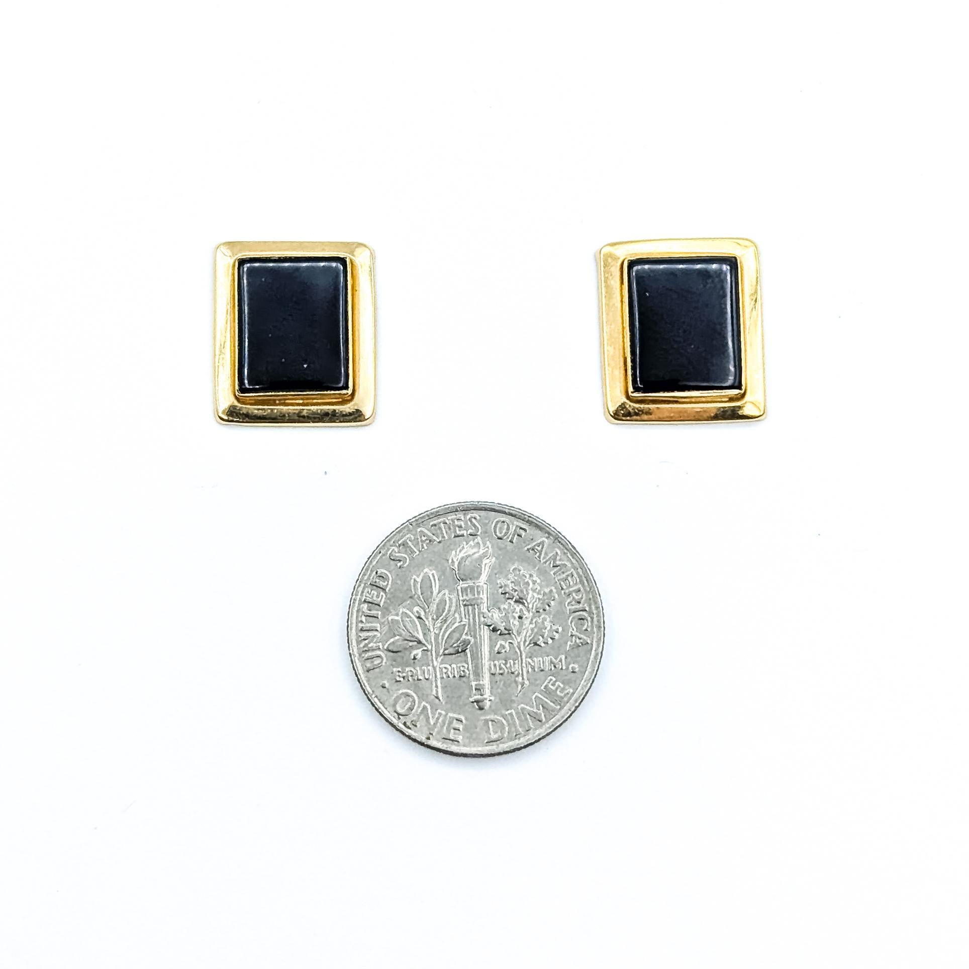 Orecchini a perno in onice di metà secolo in 14 carati in vendita 3