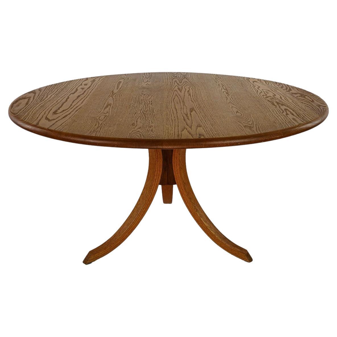 Arts and Crafts Mid century studio craft solid oak round dining table with curved legs