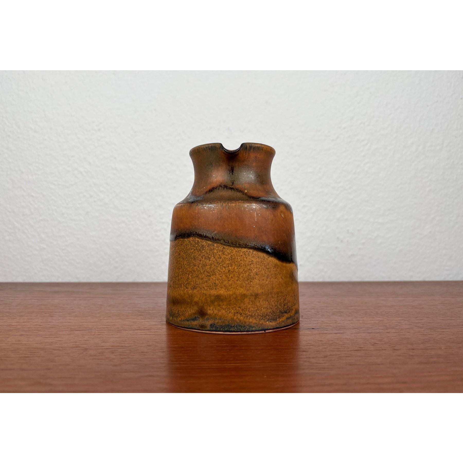 XX secolo Vaso a caraffa in Studio Pottery di Otto Wichmann, 1960 in vendita