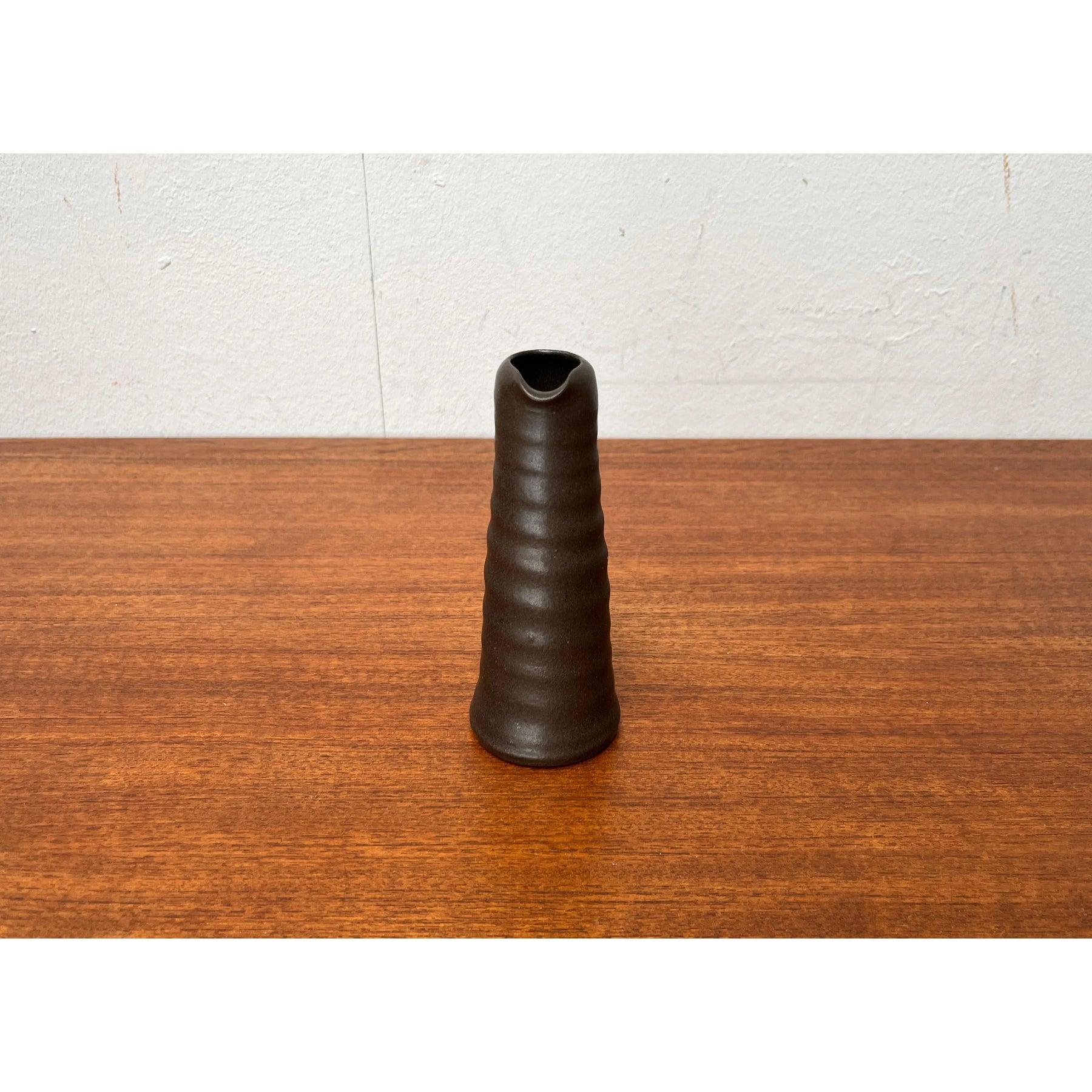 Vaso a caraffa in Studio Pottery di metà secolo di Petra Töpferei, anni '60 in vendita 2