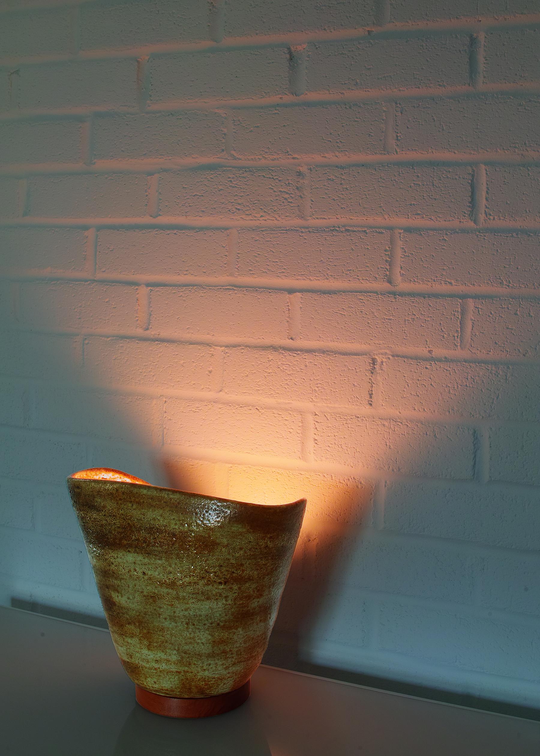 20ième siècle Lampe de Studio Pottery du milieu du siècle dernier en vente