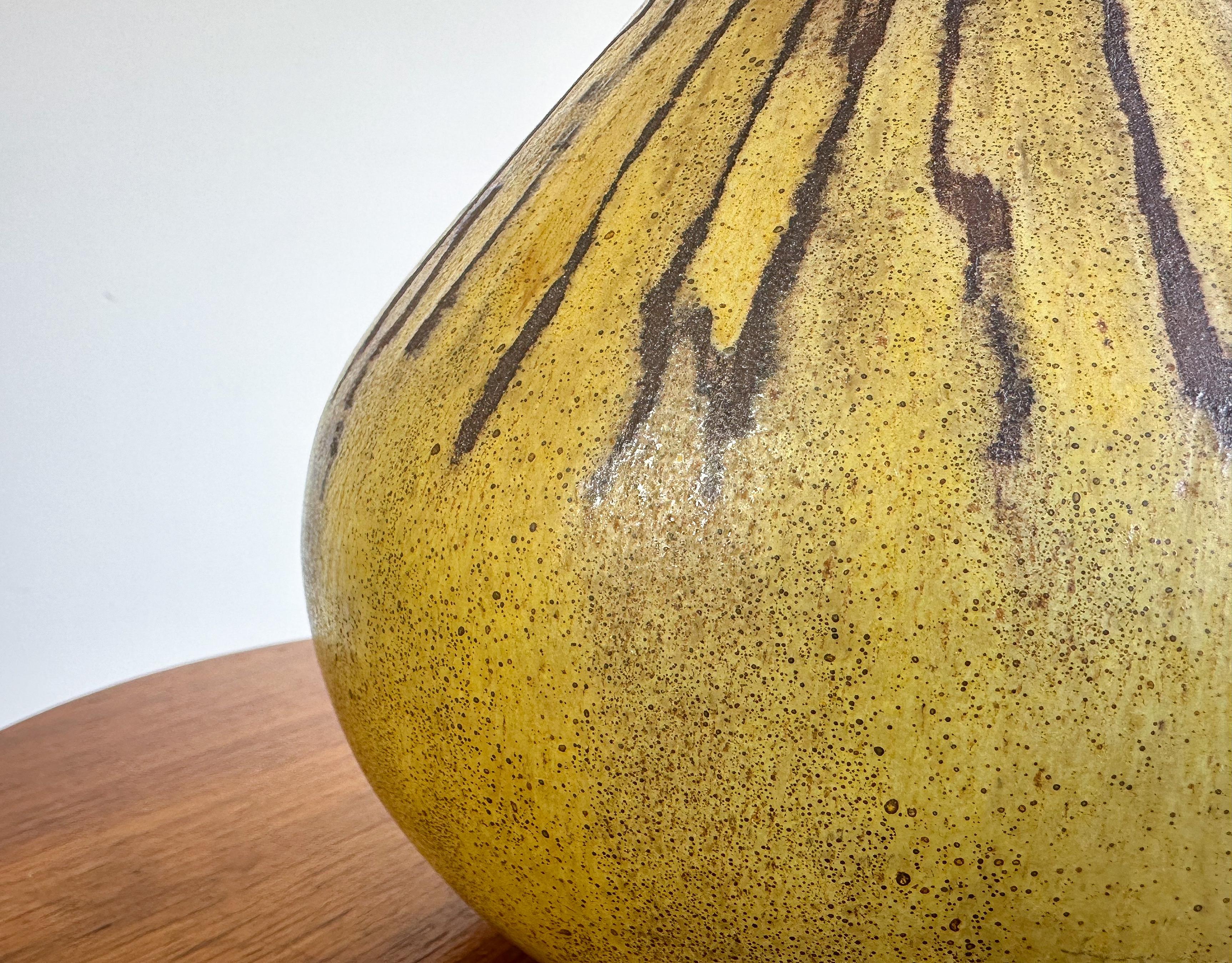 Mid Century Studio Pottery Vase, glasierte Keramik, 1970er Jahre (Handgefertigt) im Angebot