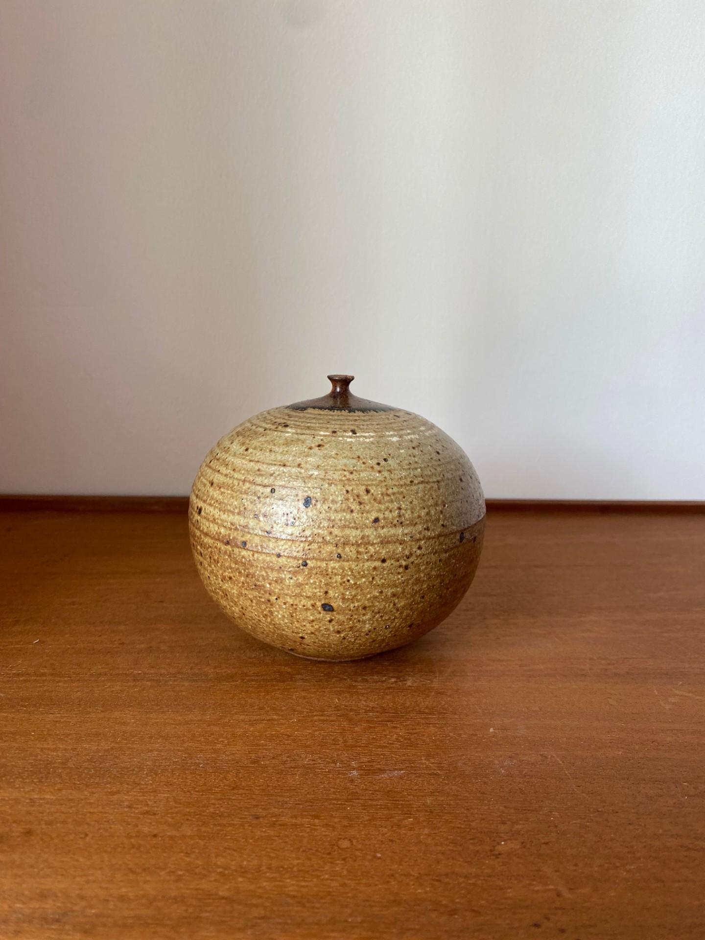 Mid Century Studio Pottery Weed Pot in the style of Jerry Glenn 4